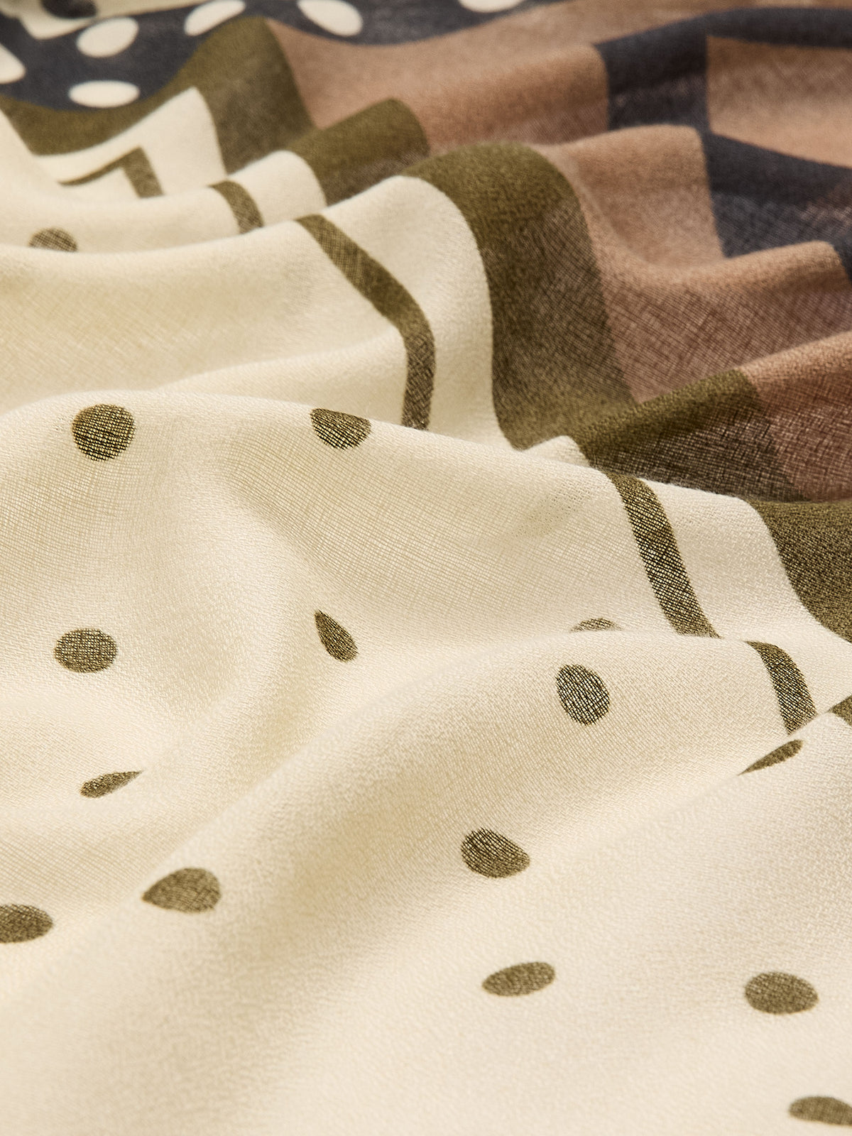 Dotted Oblong Scarf