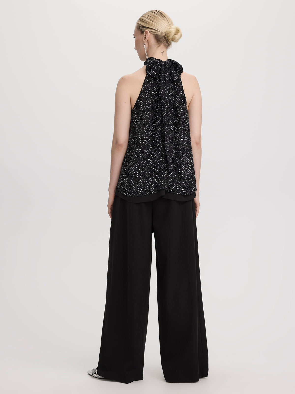 Sleeveless Blouse with Halter Neckline
