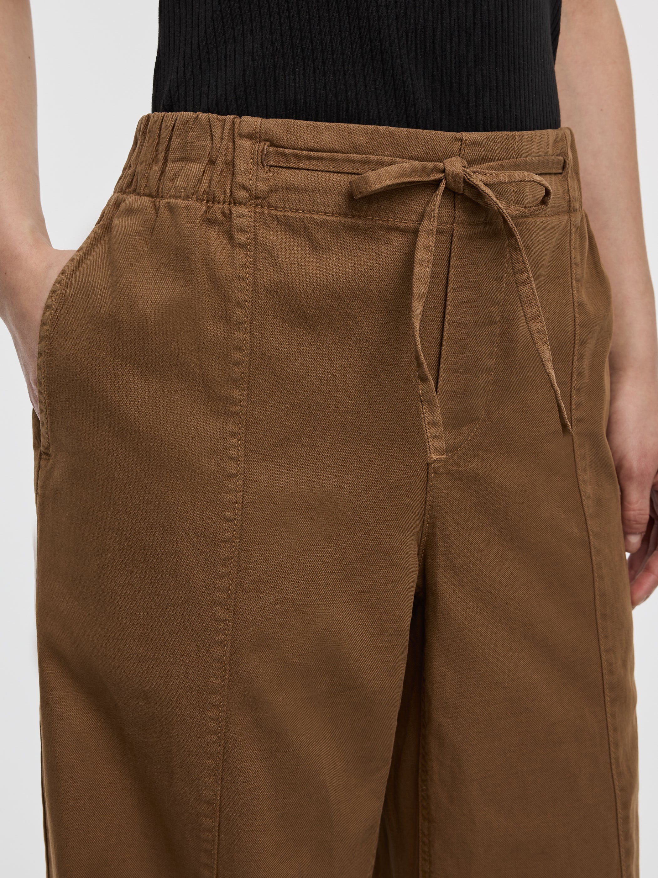 Pull-On High-Rise Linen-Blend Pant