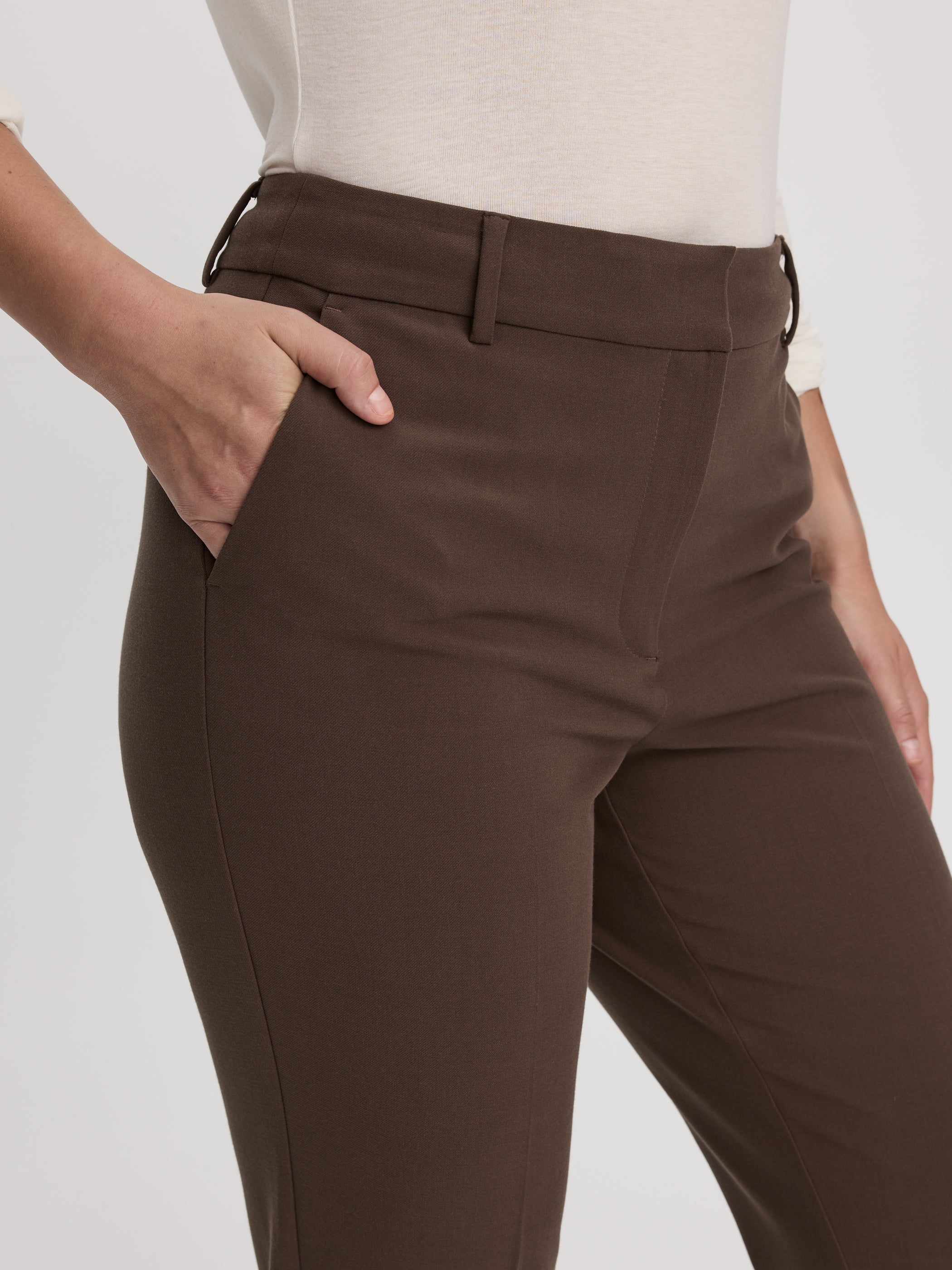 Slim-Leg High-Rise Ankle Pant - Curvy Fit