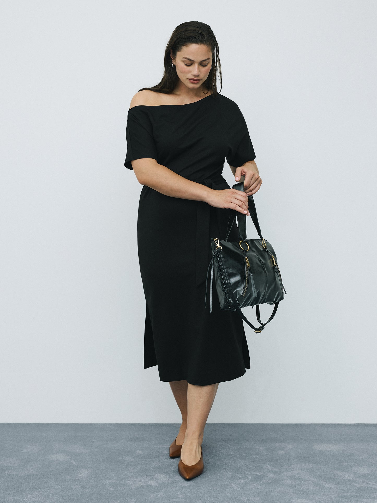 Short-Sleeve Off-the-Shoulder Midi Dress