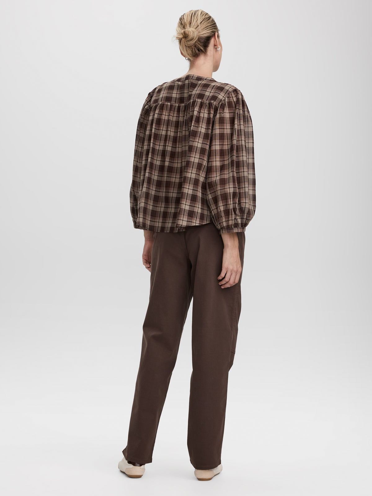 Crew-Neck 3/4-Puffy-Sleeve Blouse