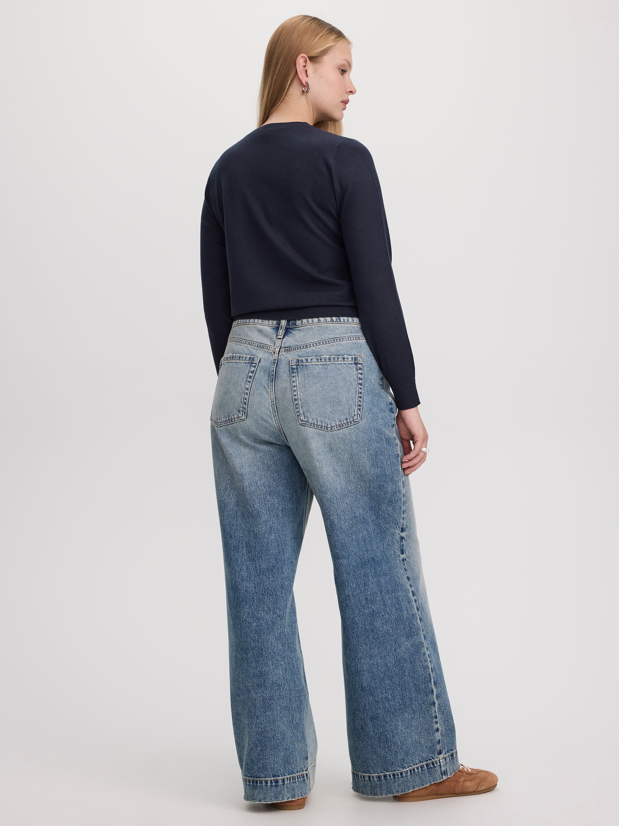 Wide-Leg High-Rise Jean with Elastic Waist - Curvy Fit