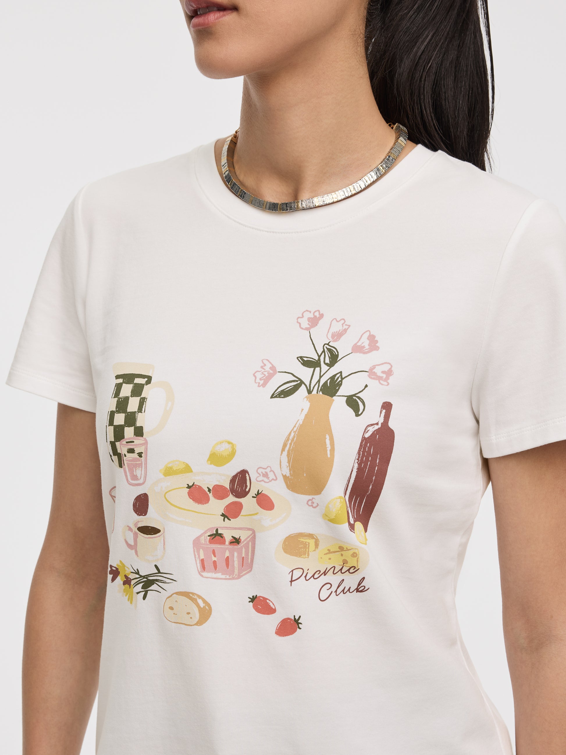 Crew-Neck Tee - R Essentials