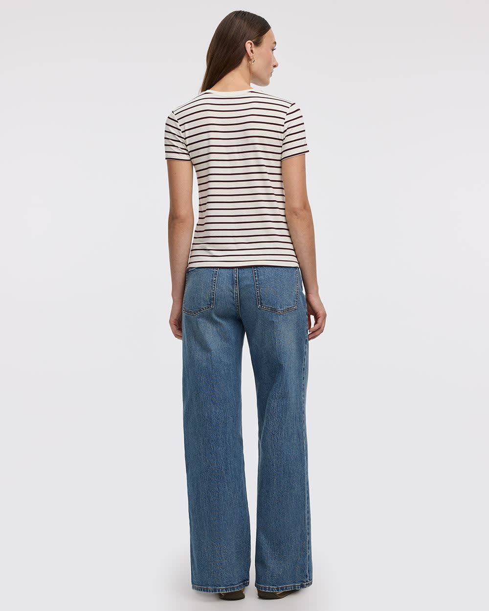 Short-Sleeve Crew-Neck Tee - R Essentials