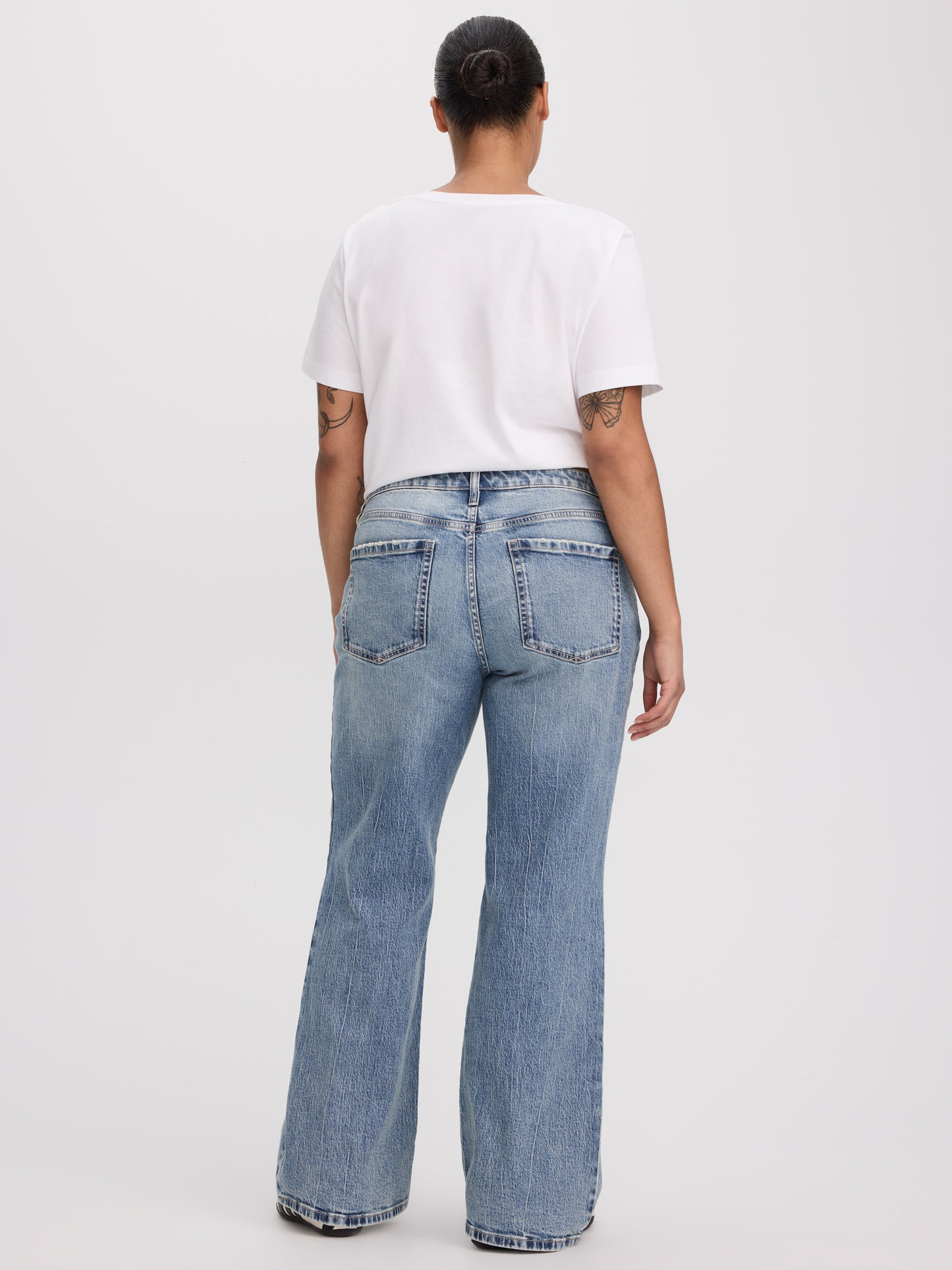 Flare-Leg Mid-Rise Jean - Curvy Fit