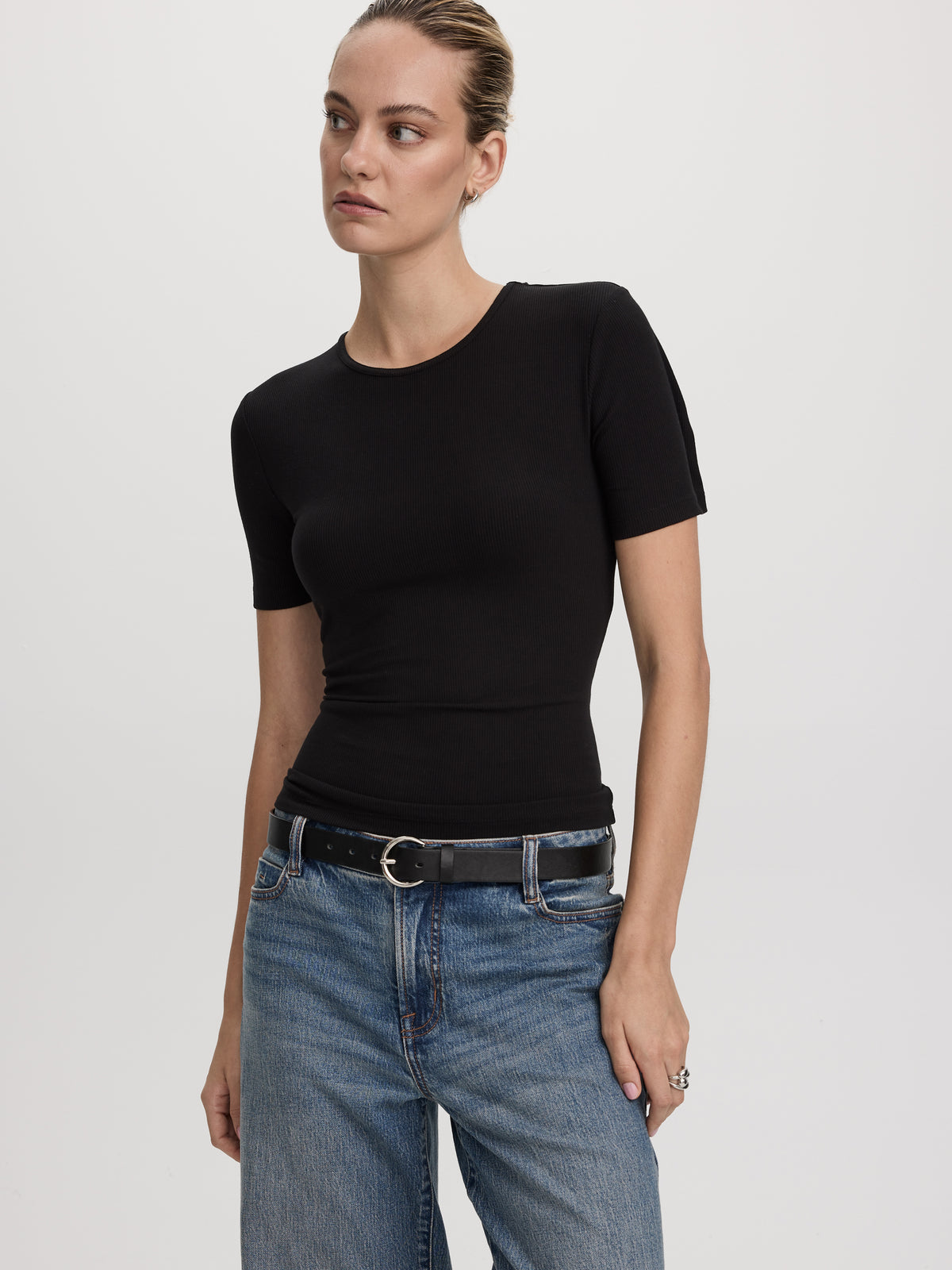 Short-Sleeve Crew-Neck Ribbed T-Shirt - R Essentials