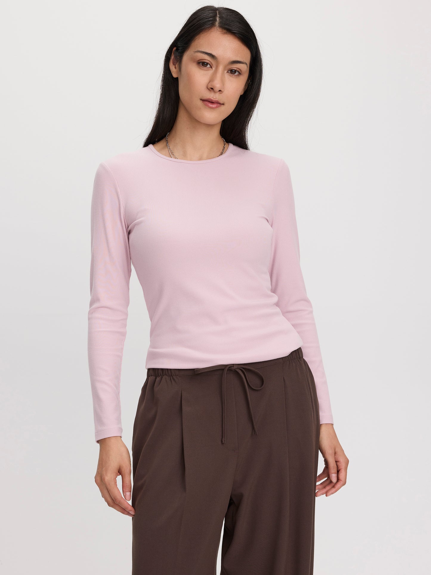 Long-Sleeve Crew-Neck Ribbed T-Shirt - R Essentials