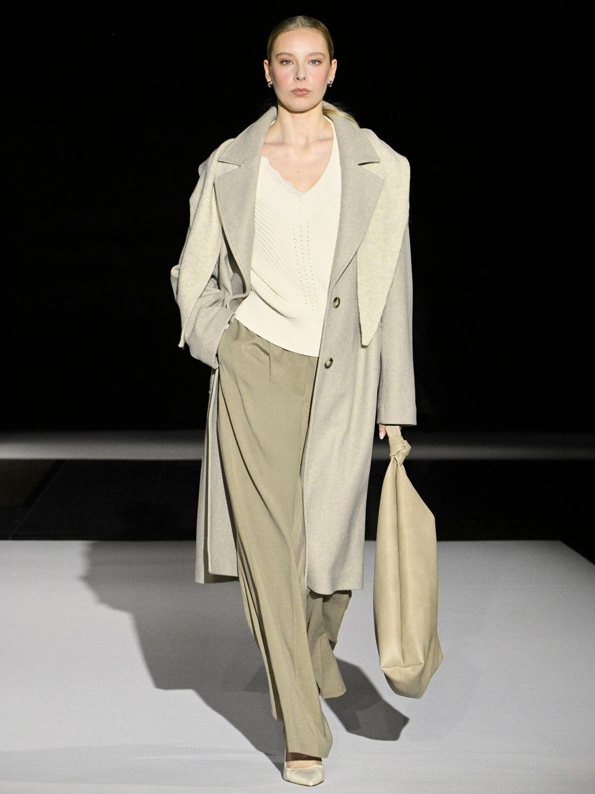 Wide-Leg High-Rise Pant - The Timeless