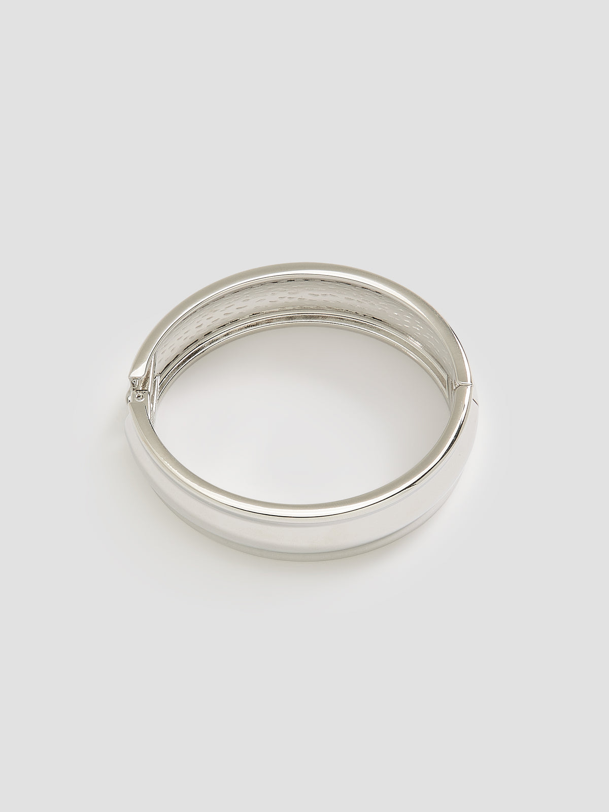 Large bracelet manchette 