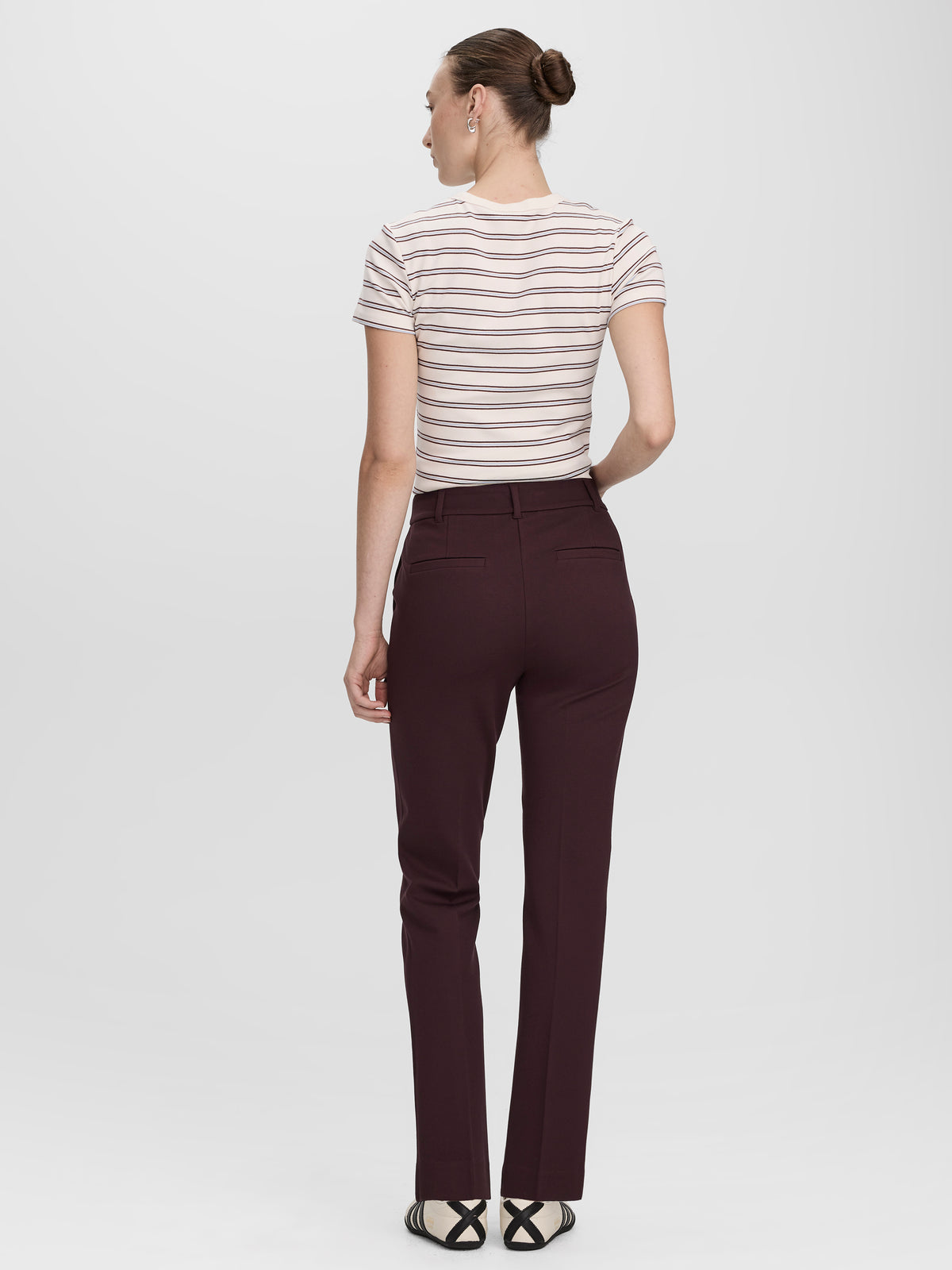 Straight-Leg High-Rise Pants - The Modern Stretch (R)