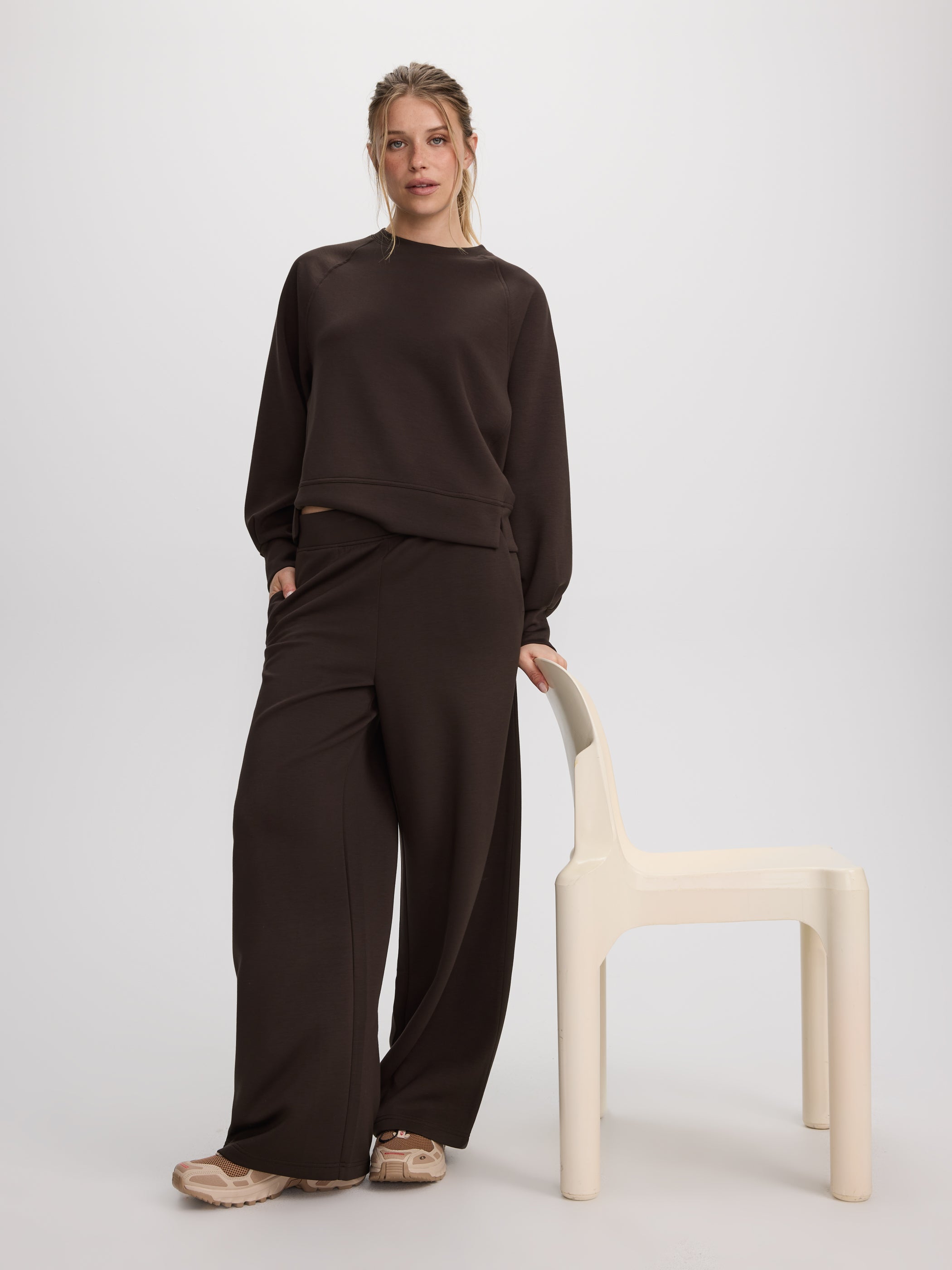 Wide-Leg Pull-On Pant - HYLUX Hyba