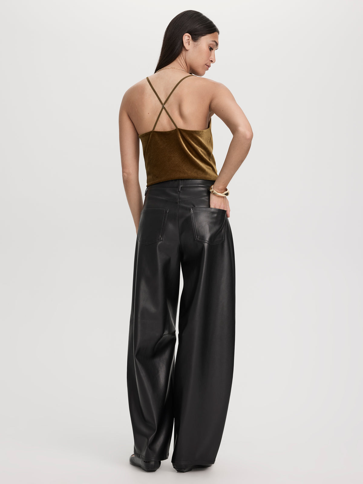 Faux Leather Mid-Rise Barrel Pant