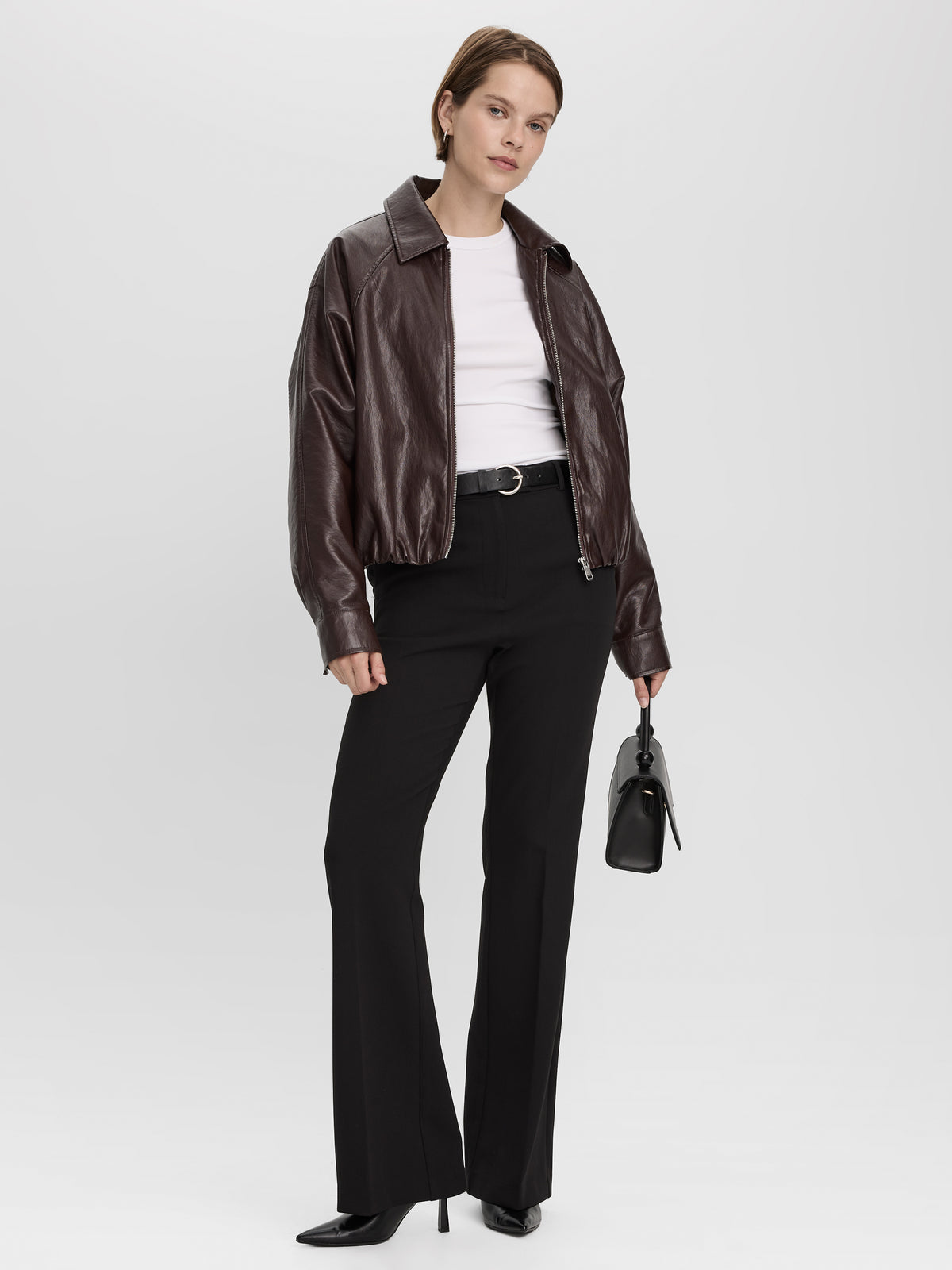 Pantalon à taille haute et jambe évasée - Le Studio