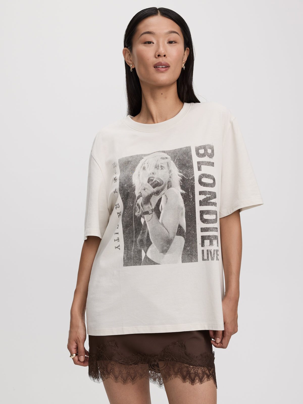 Short-Sleeve Crew-Neck Long T-Shirt with Print