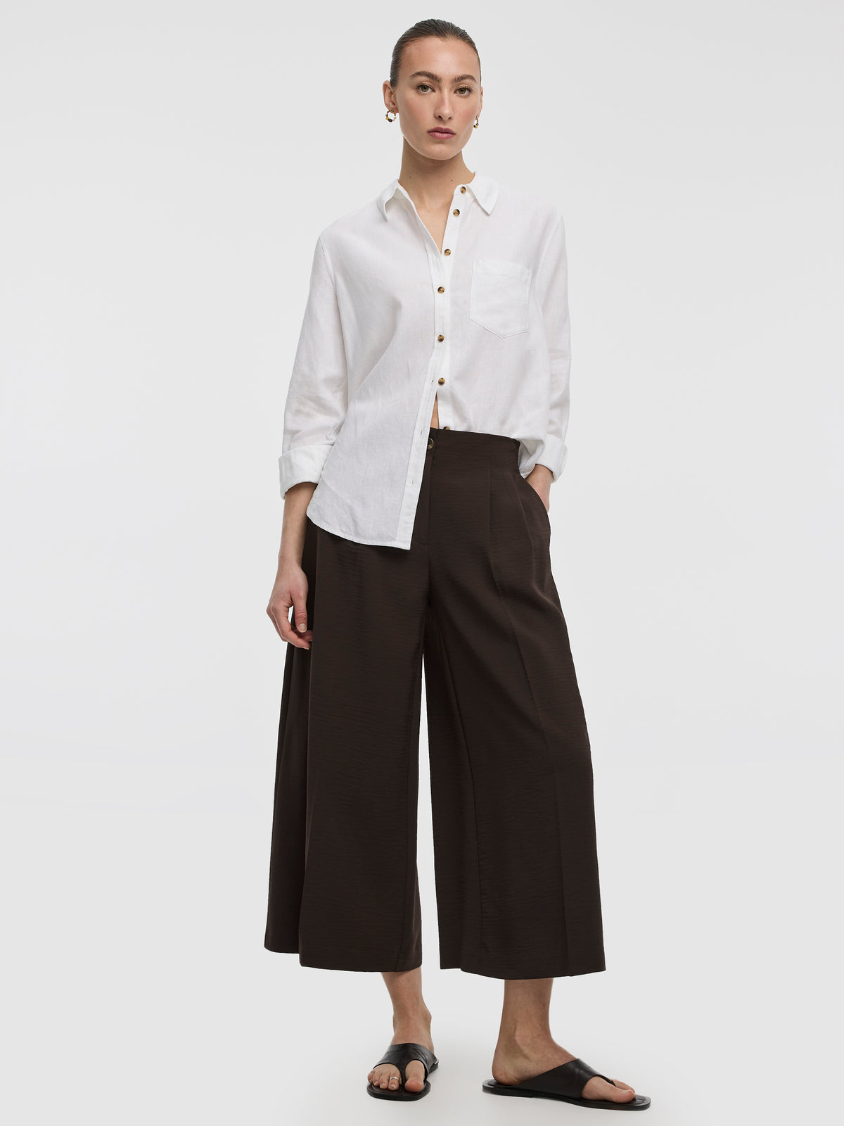 Cropped Wide-Leg High-Rise Pant