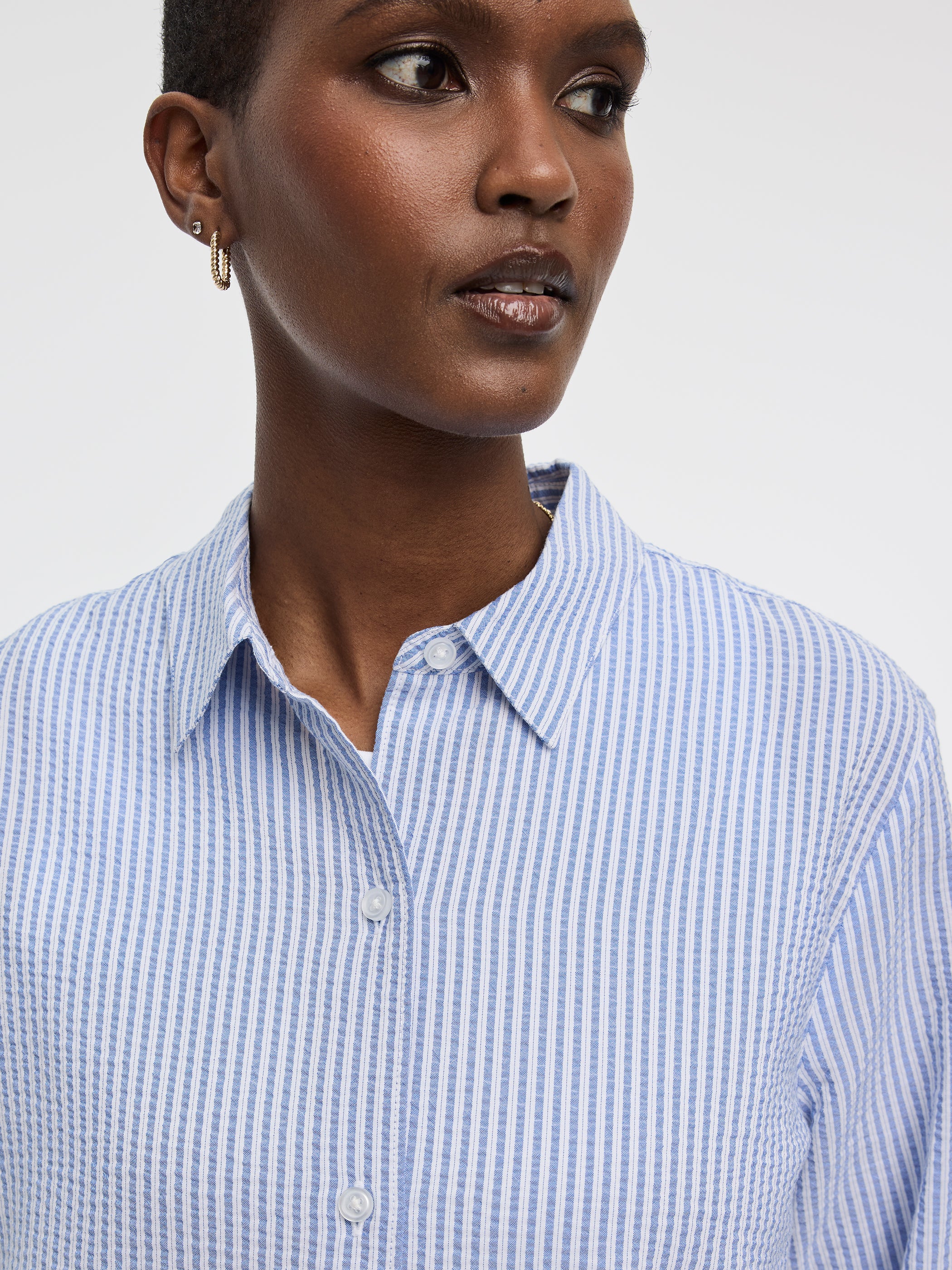 Long-Sleeve Buttoned-Down Seersucker Blouse