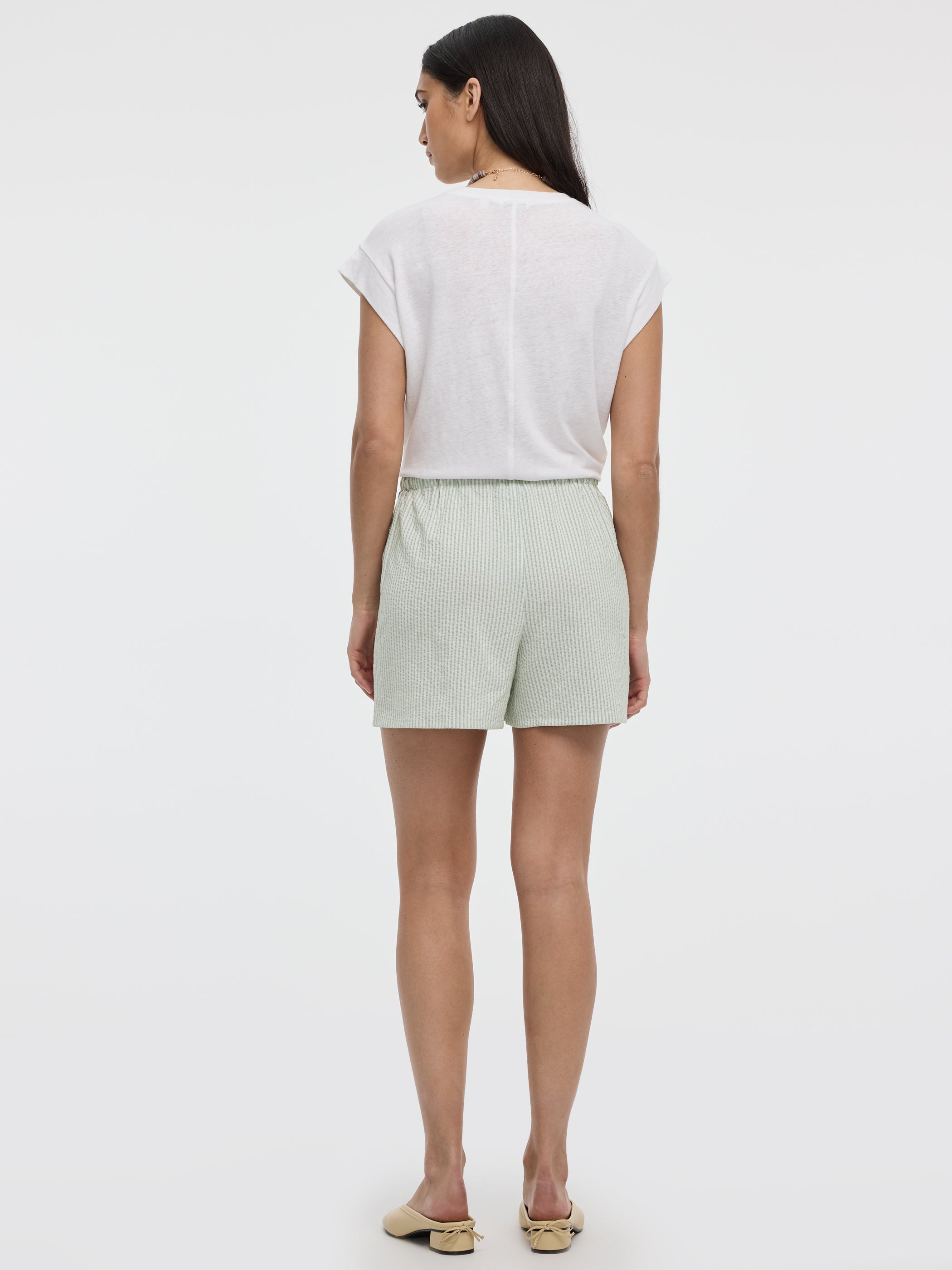 Women's High-Rise Seersucker Shorts with Drawstring | Reitmans
