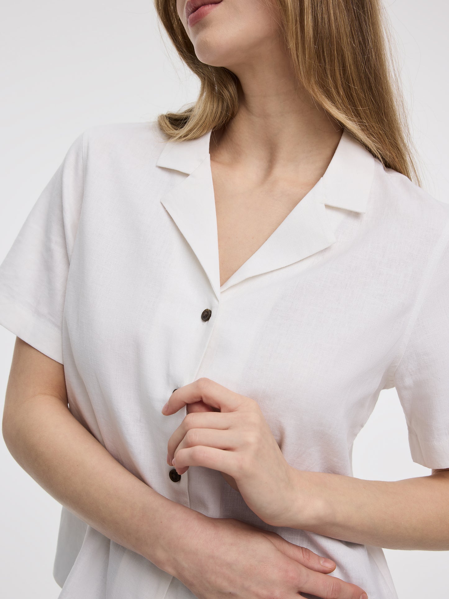 Chemise à manches courtes et col pyjama