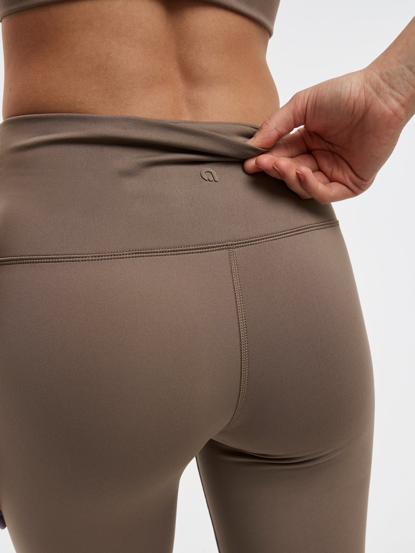 Capri Legging - PULSE (R) Hyba