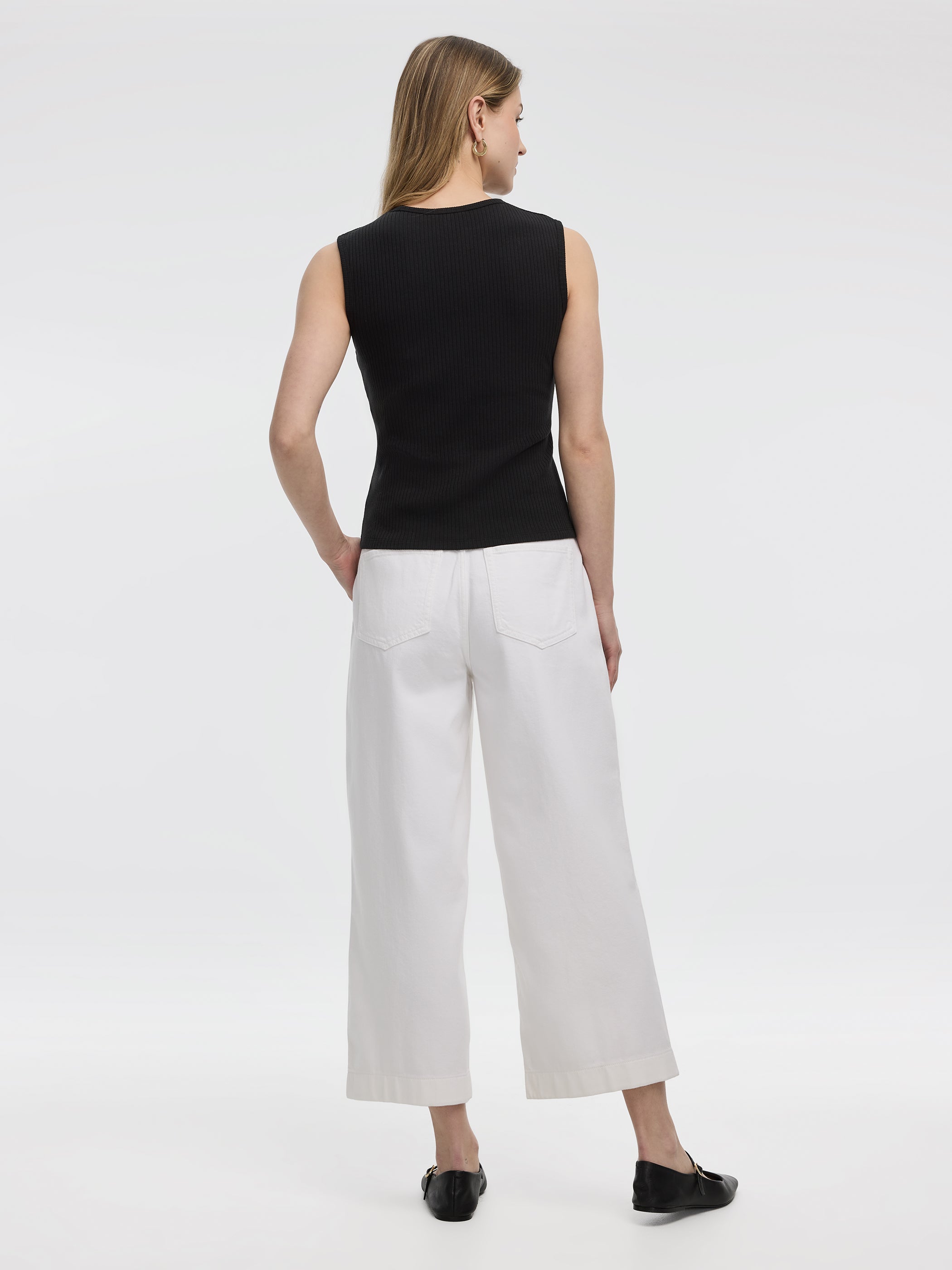 Ribbed Crew-Neck Tank