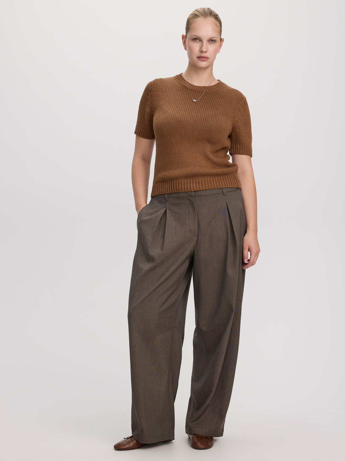 Mid-Rise Barrel Pants - The Timeless - Curvy Fit