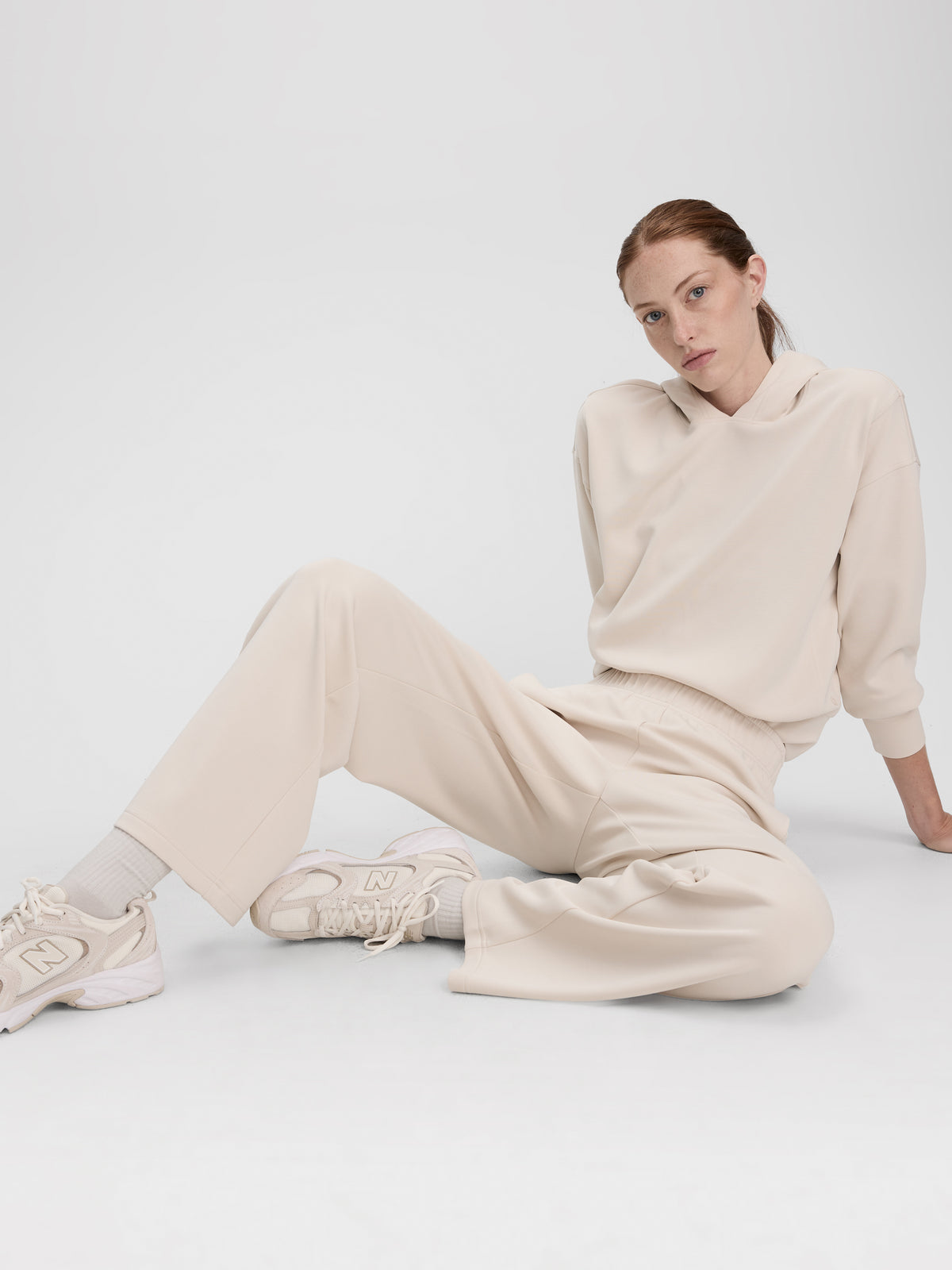 Straight-Leg Pull-On Pant - HYLUX Hyba