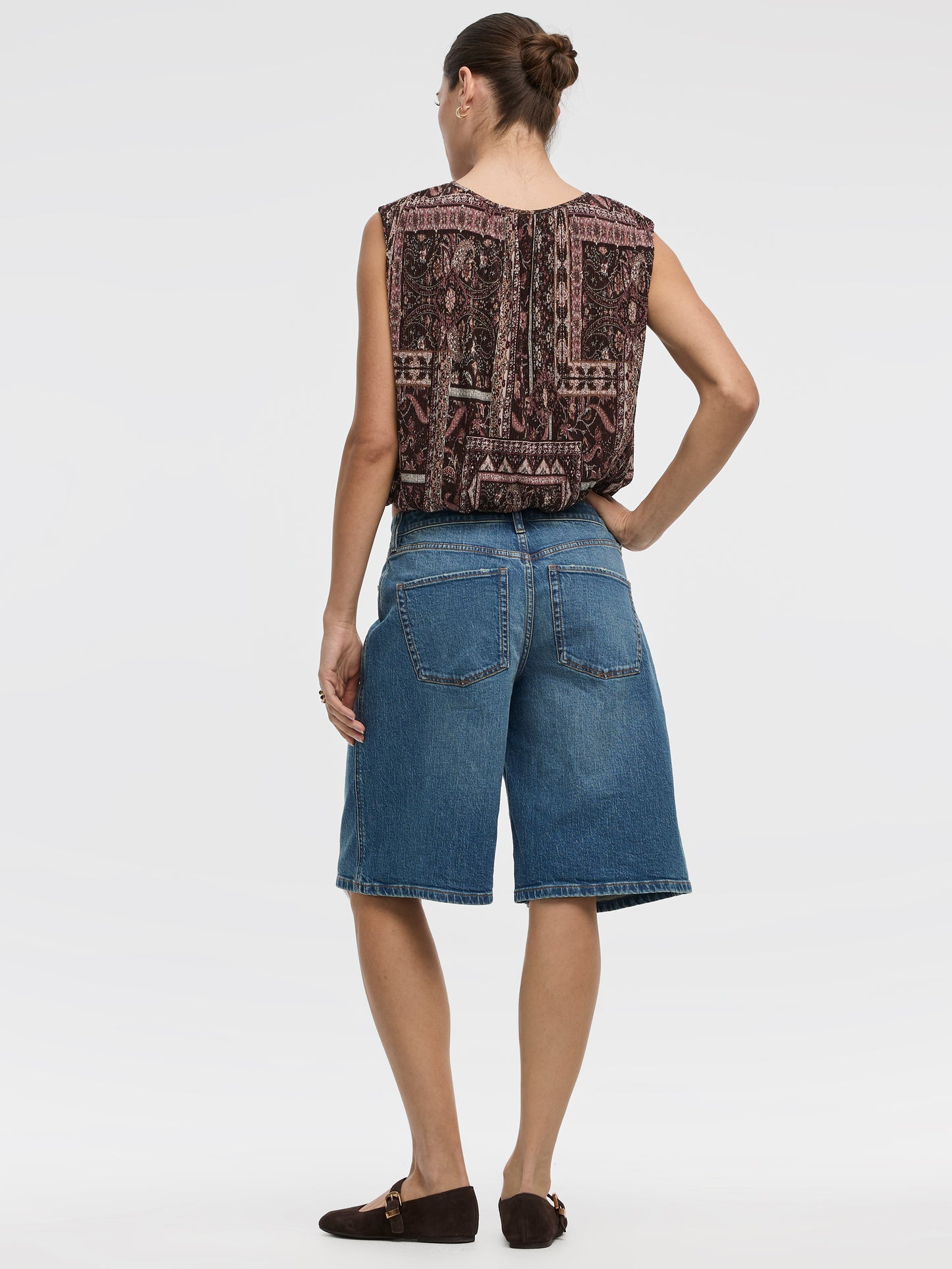 Crew-Neck Tank with Bubble Hem