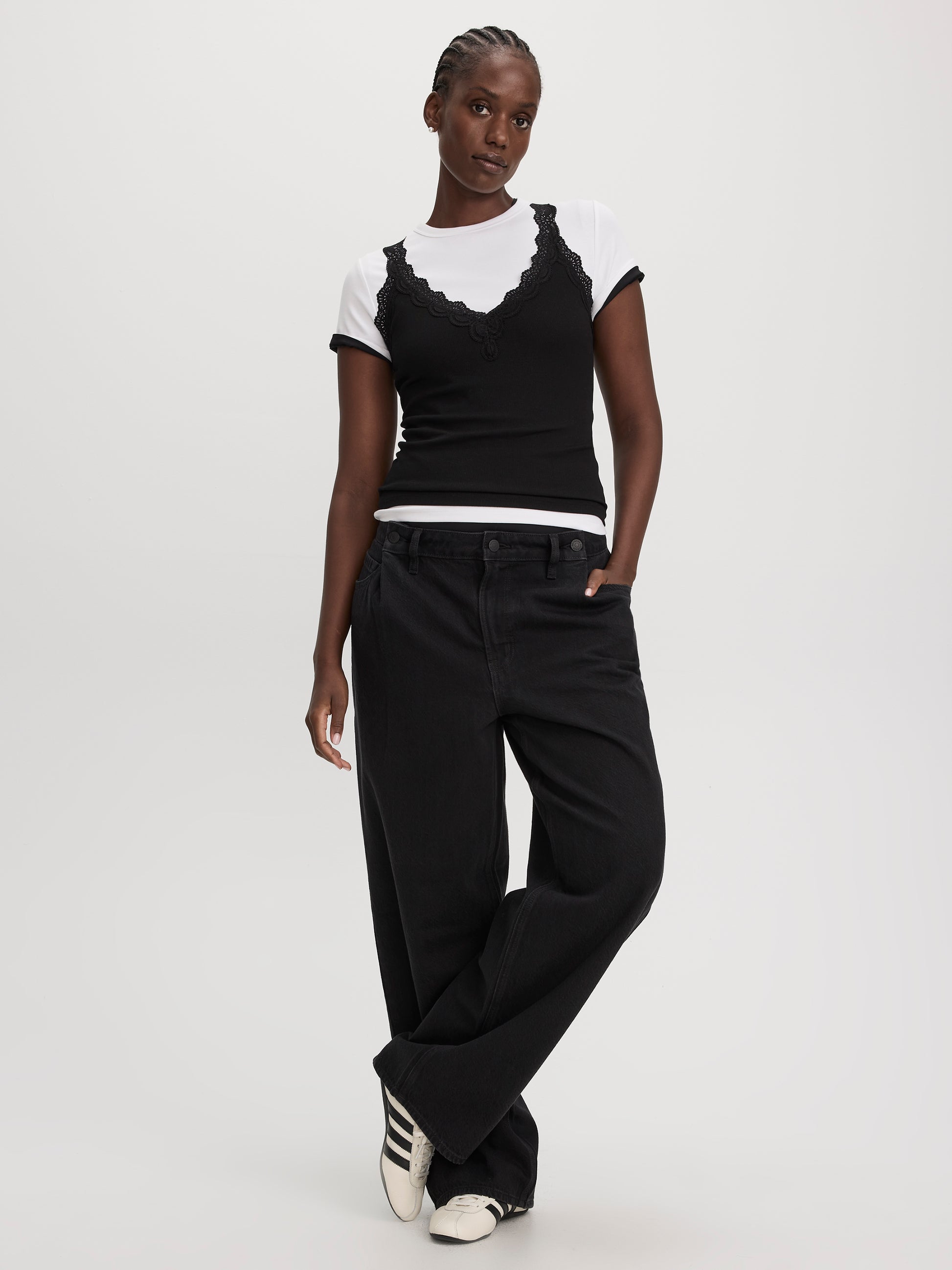 Mid-Rise Baggy Jean - Curvy Fit