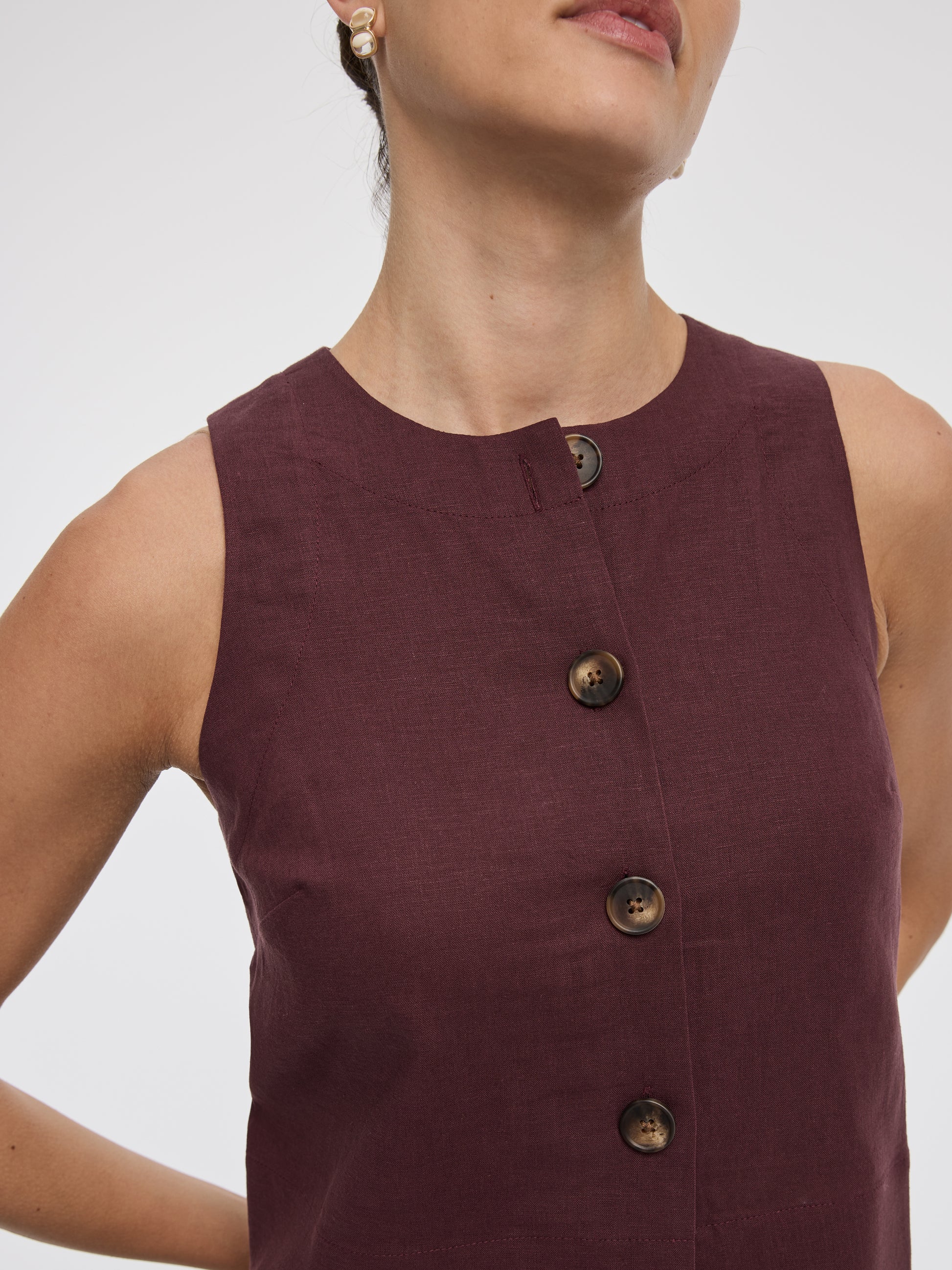 Linen-Blend Vest