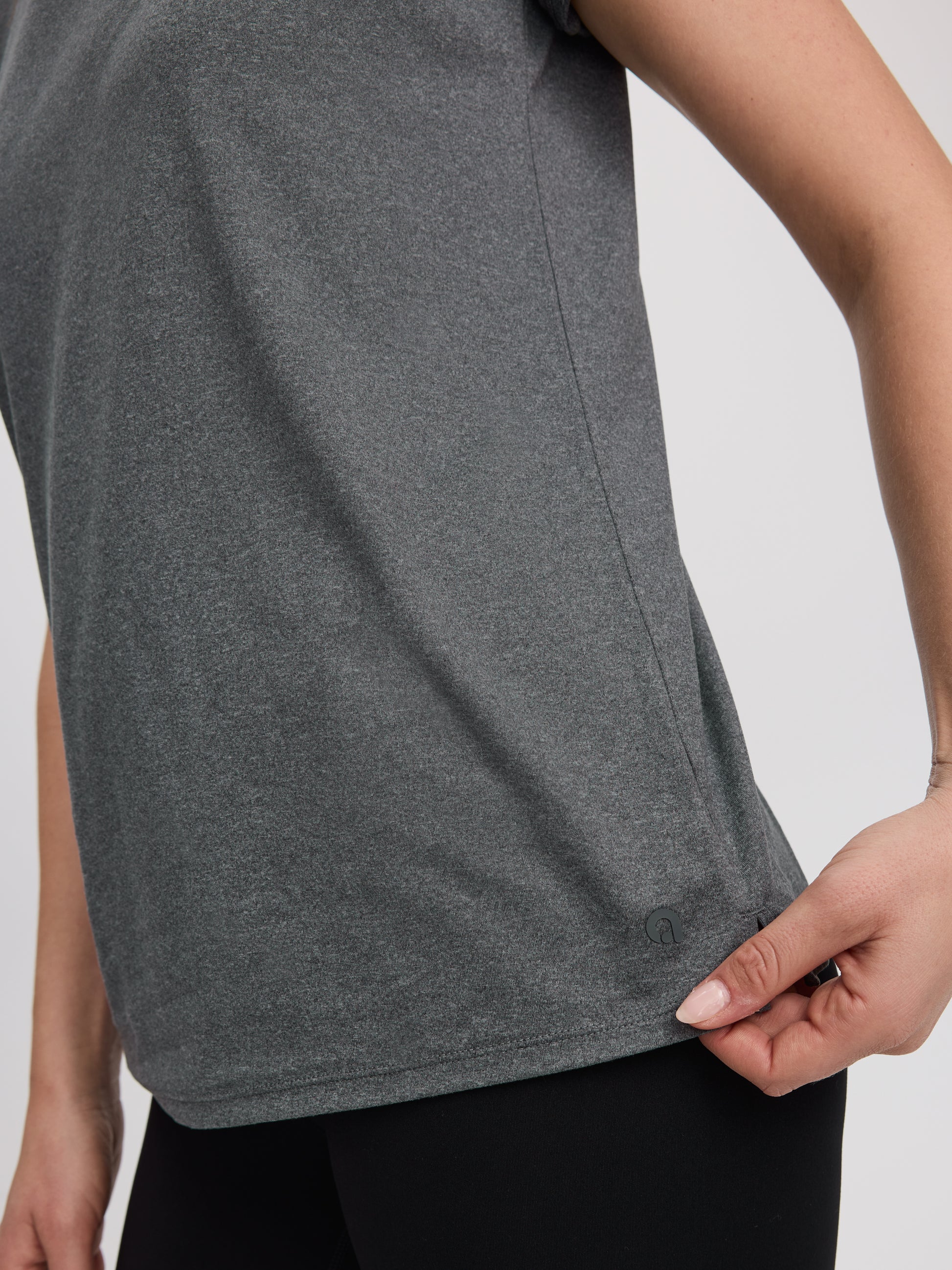Crew-Neck Tee - DRY-LUX (R) Hyba Essentials