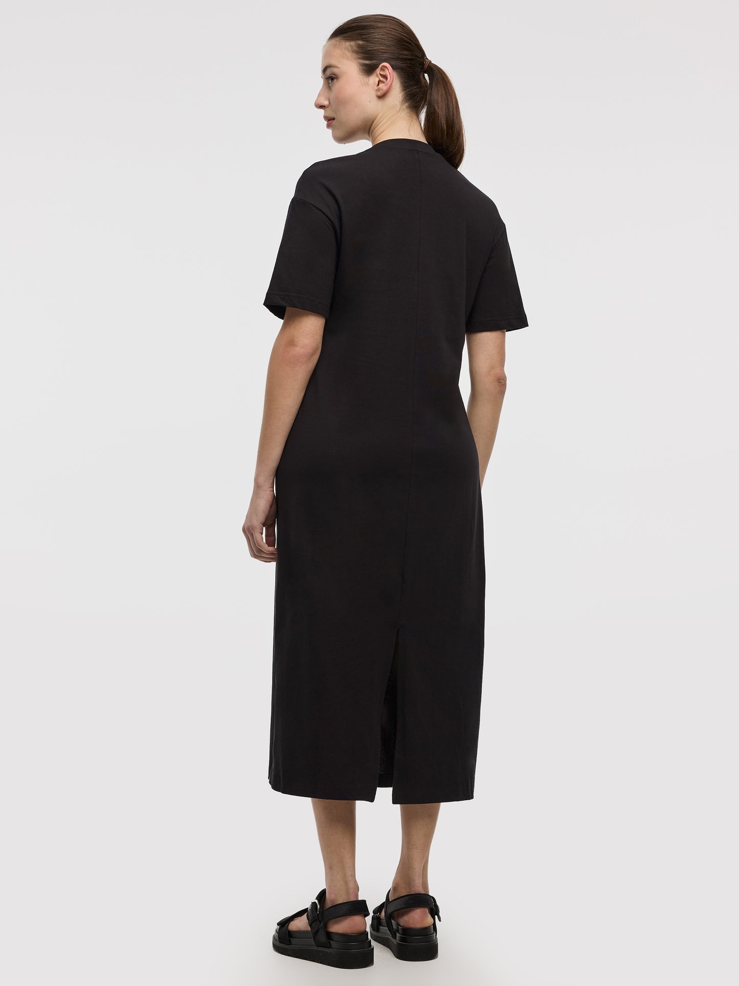 Women's Midi T-Shirt Dress in Stretch Jersey Knit Hyba by Reitmans Women's Midi T-Shirt Dress in Stretch Jersey Knit Hyba by Reitmans
