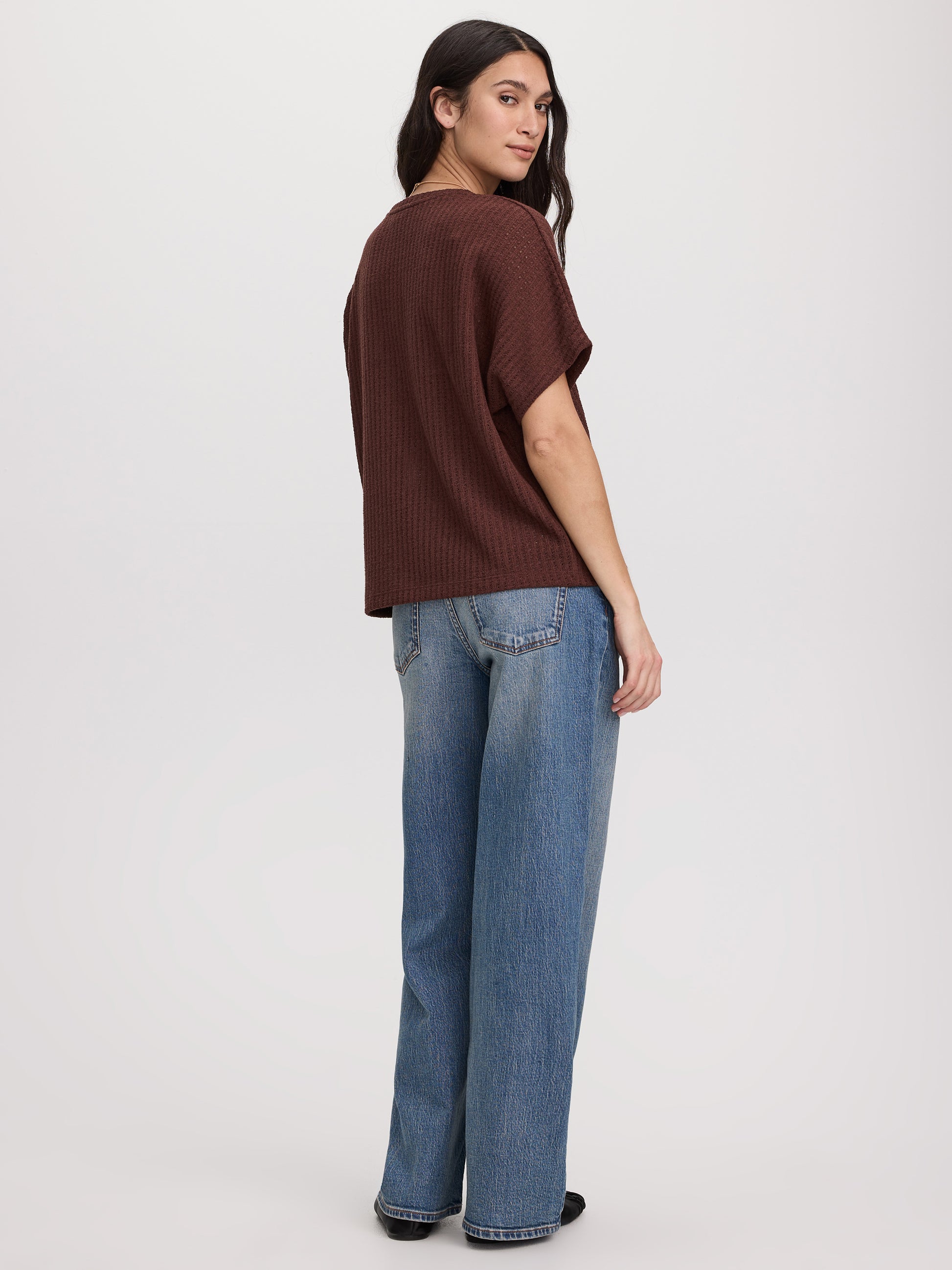Short-Sleeve Crew-Neck T-Shirt with Pointelle Stitches