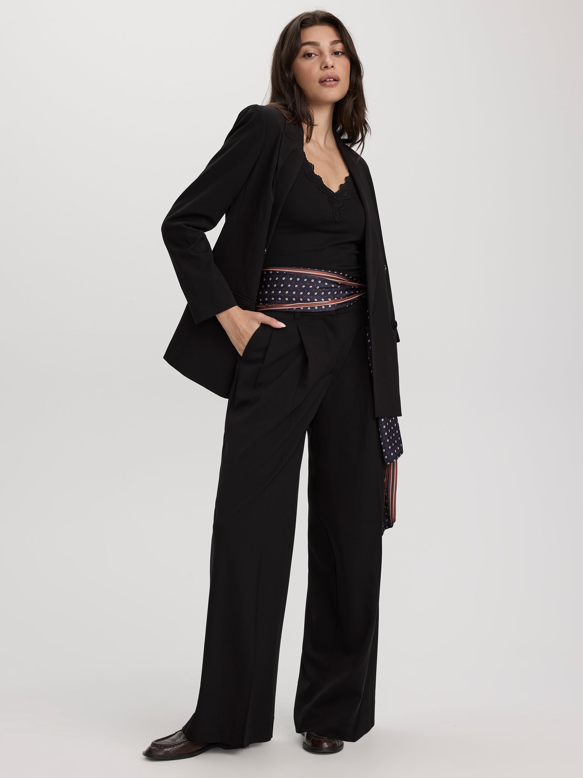 Wide-Leg High-Rise Pants - The Timeless