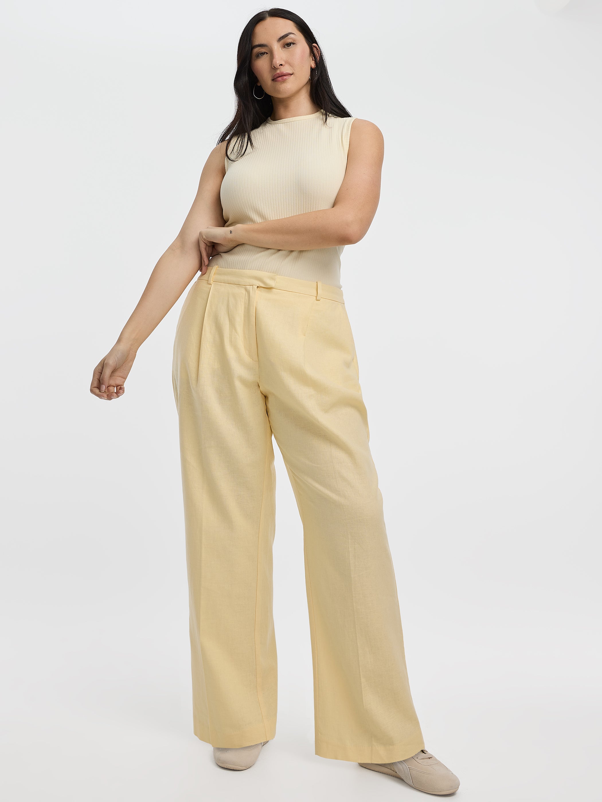 Pantalon en mélange de lin à jambe droite et taille haute - Coupe Courbes