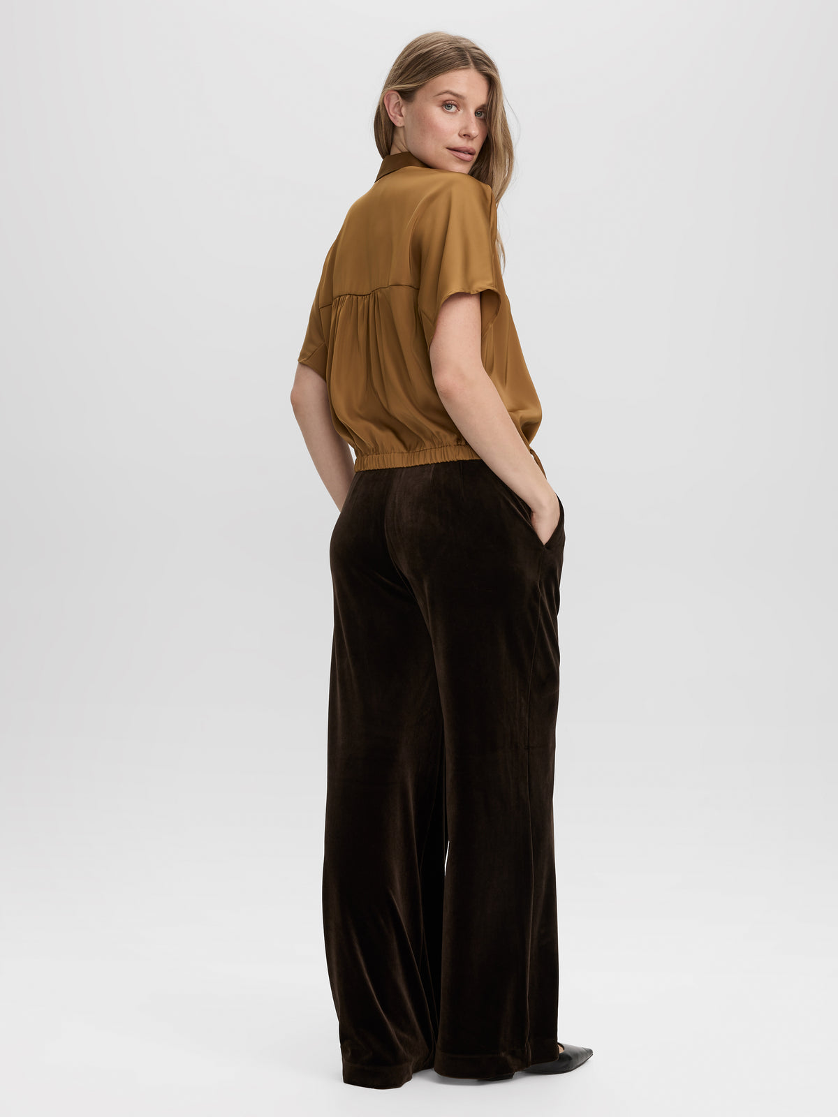 Short-Sleeve Blouse with Shirt Collar