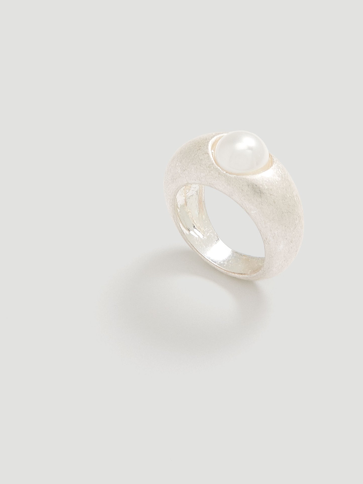 Pearl Ring