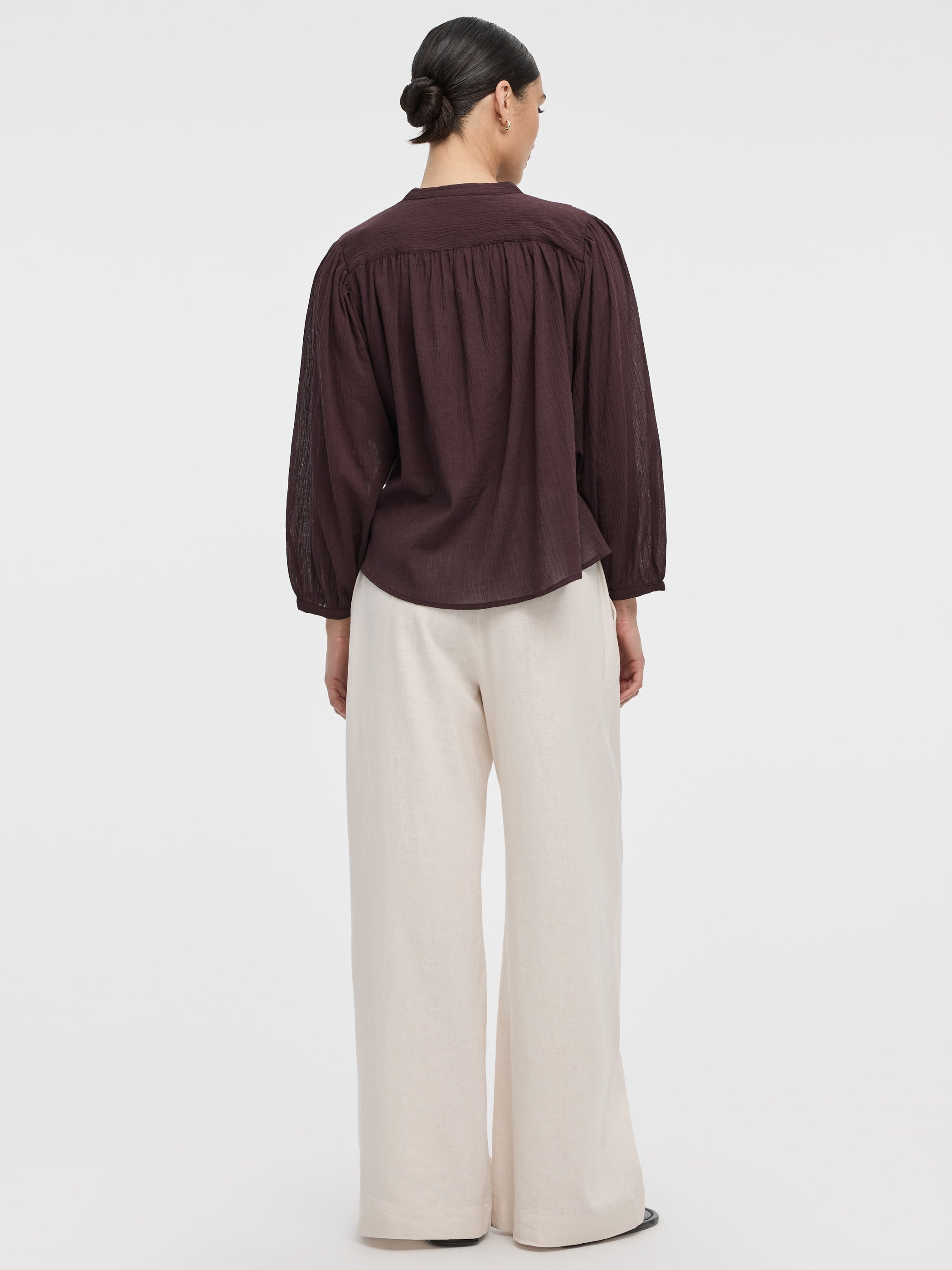 Blouse en gaze à boutonner à col rond