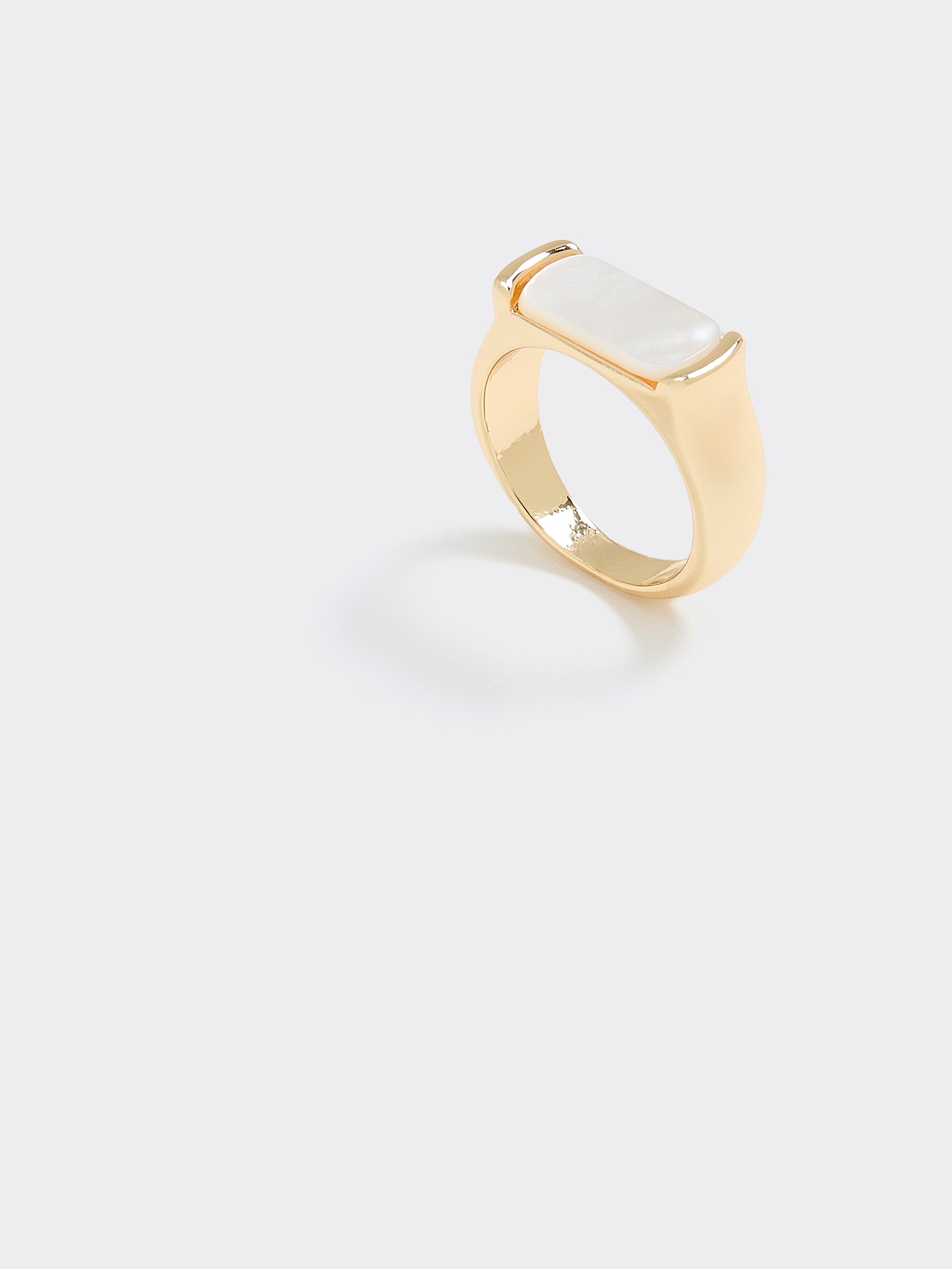 Mother-of-Pearl Ring