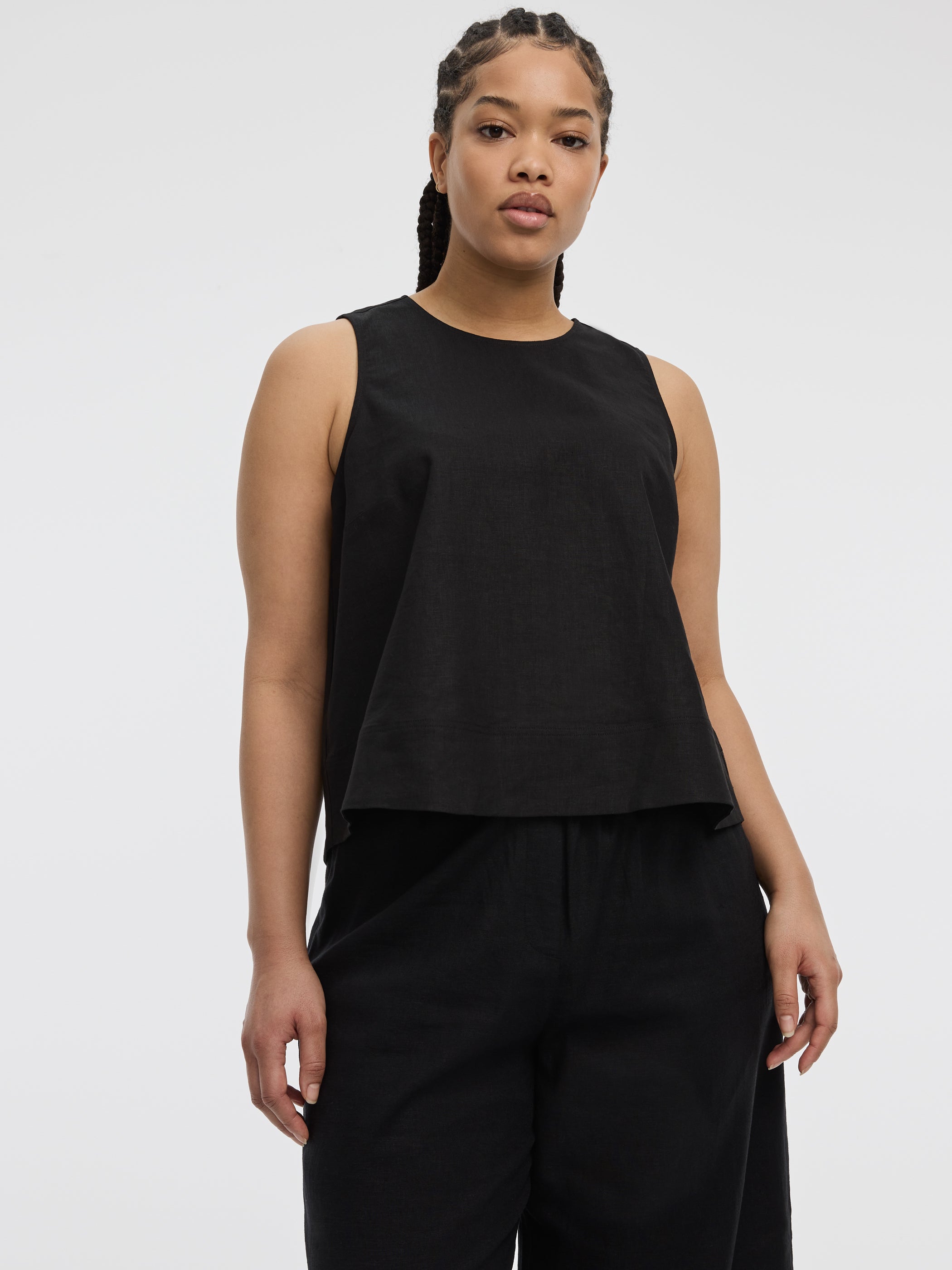 Sleeveless Crew-Neck Blouse