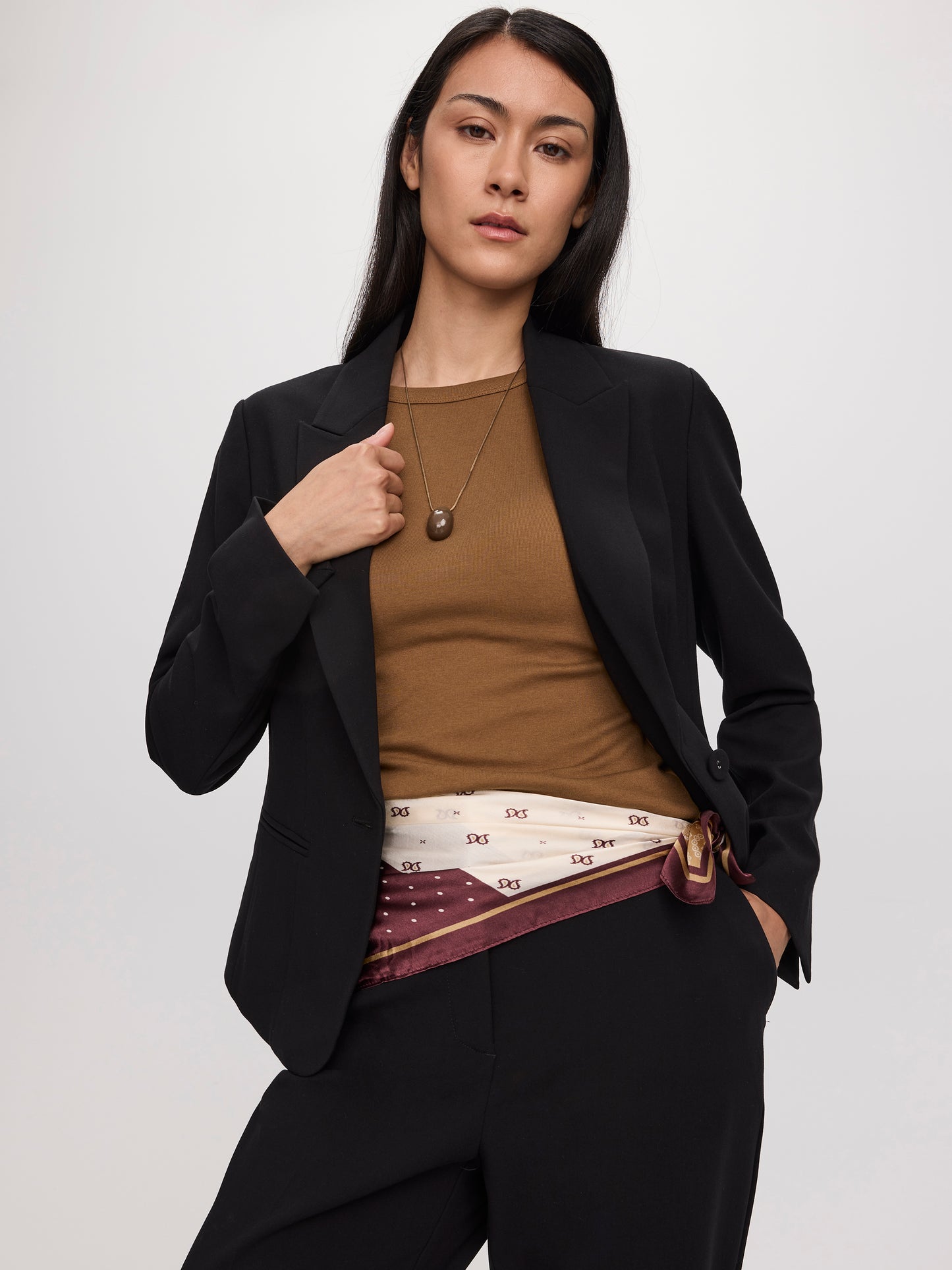 Fitted One-Button Blazer - The Portfolio
