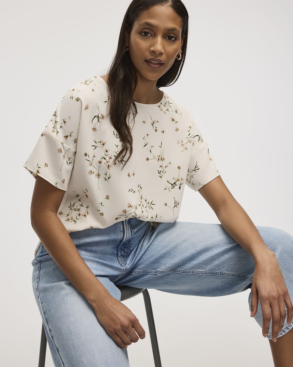 Blouse t-shirt à col rond et manches courtes