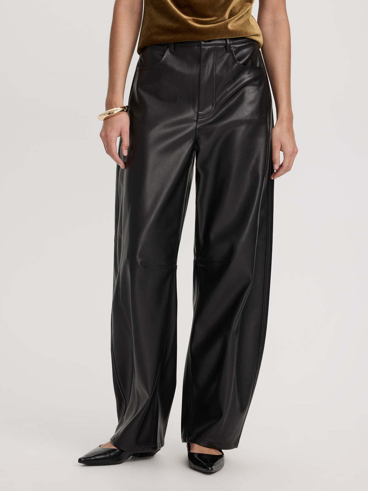 Faux Leather Mid-Rise Barrel Pant