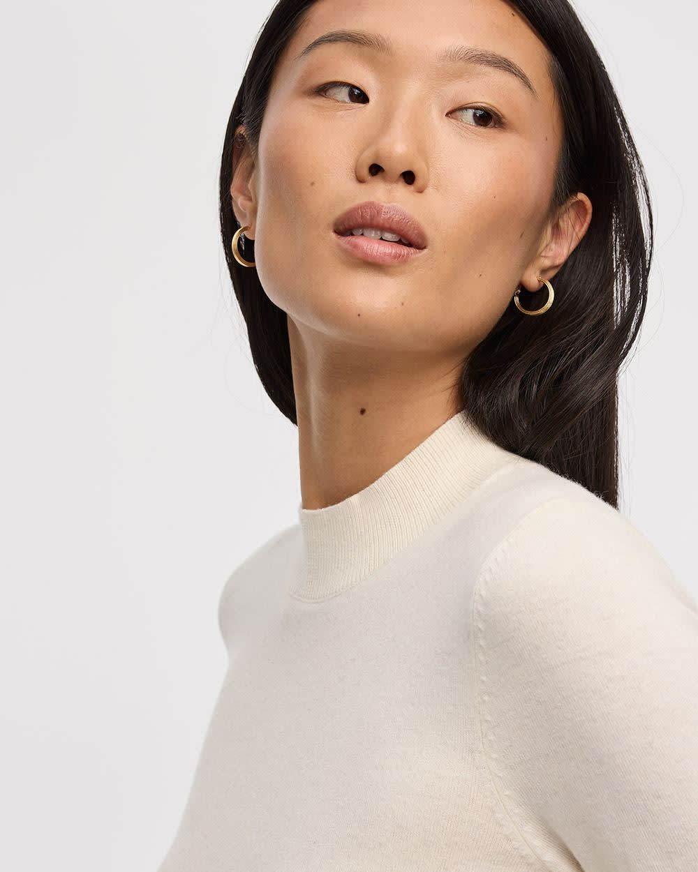 Long-Sleeve Mock-Neck Pullover - R Essentials