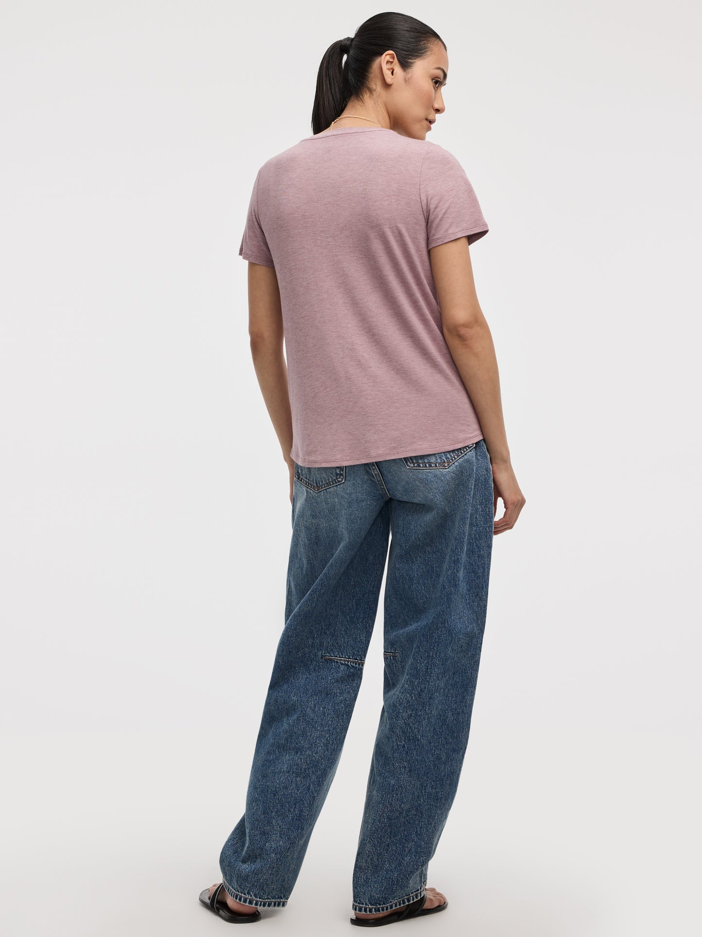 T-shirt à col V - R Essentiels