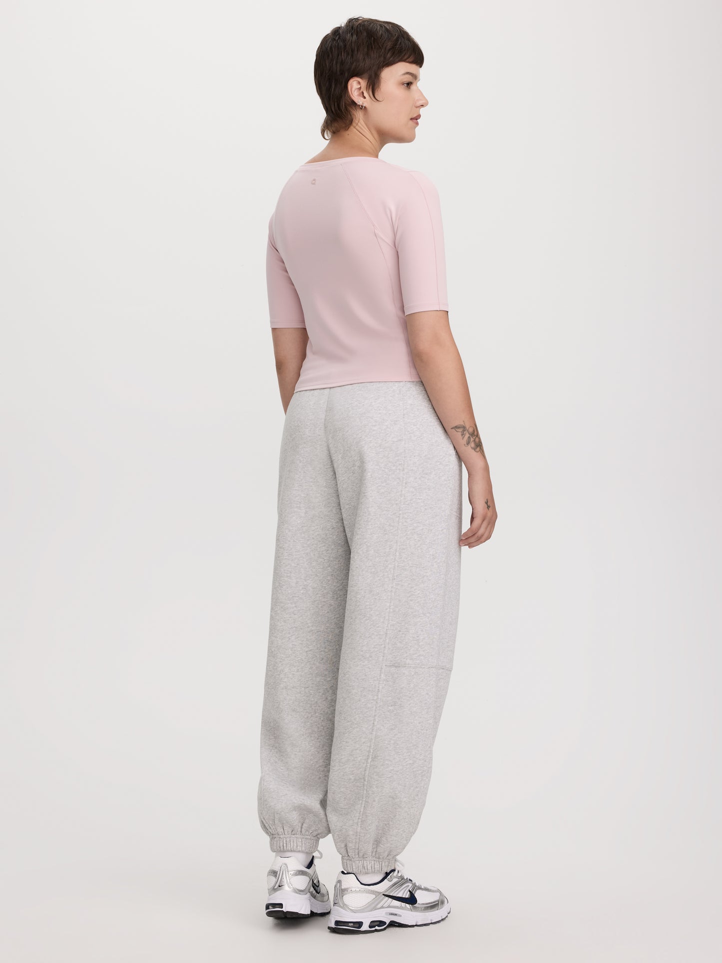 Fitted Scoop-Neck Tee - PULSE (R) Hyba