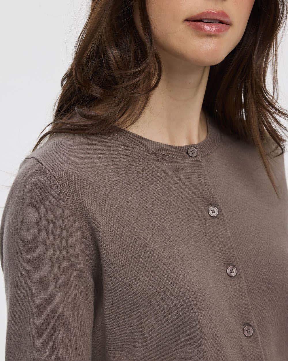 Crew-Neck Cardigan - R Essentials