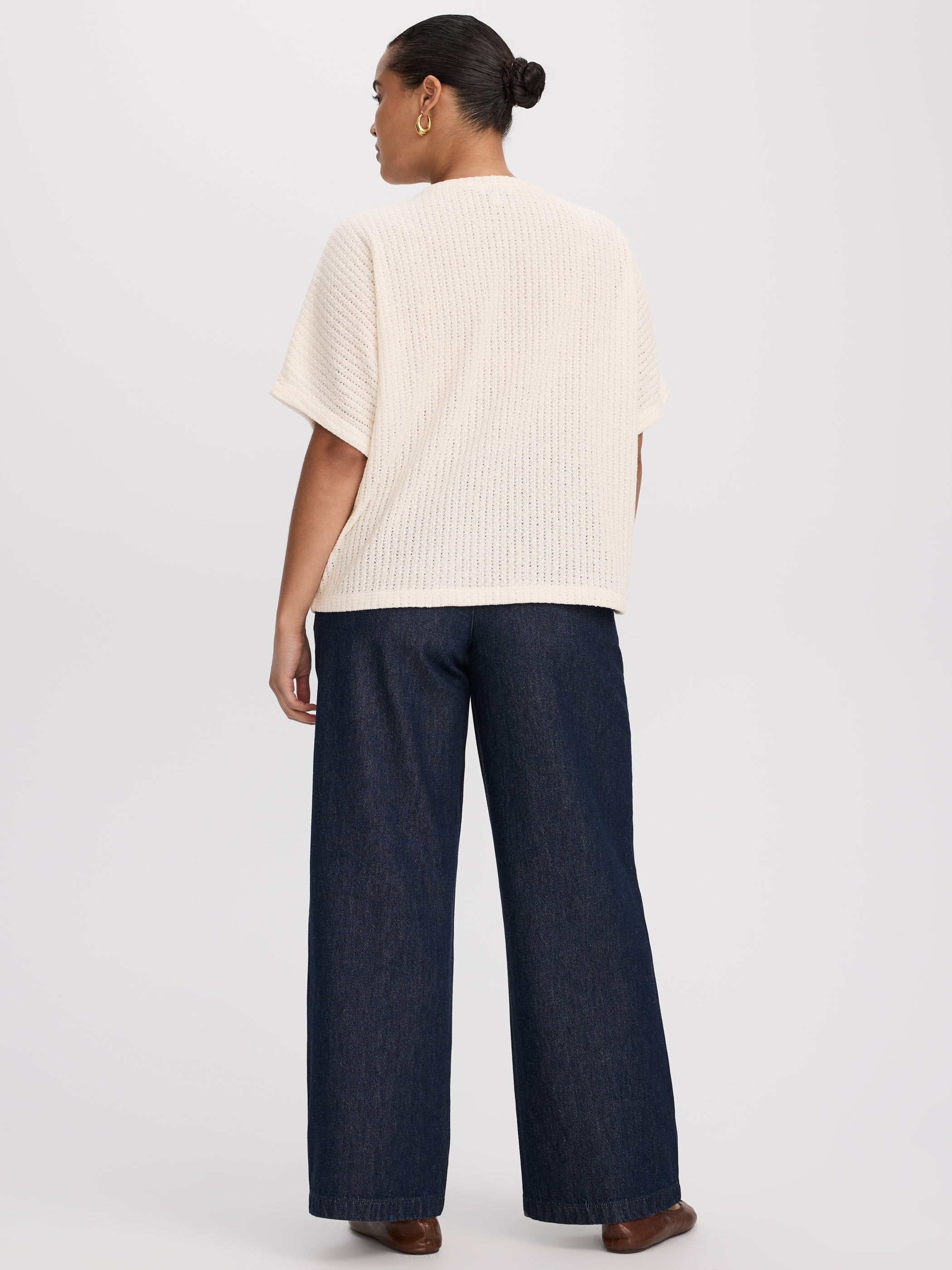 Short-Sleeve Crew-Neck T-Shirt with Pointelle Stitches