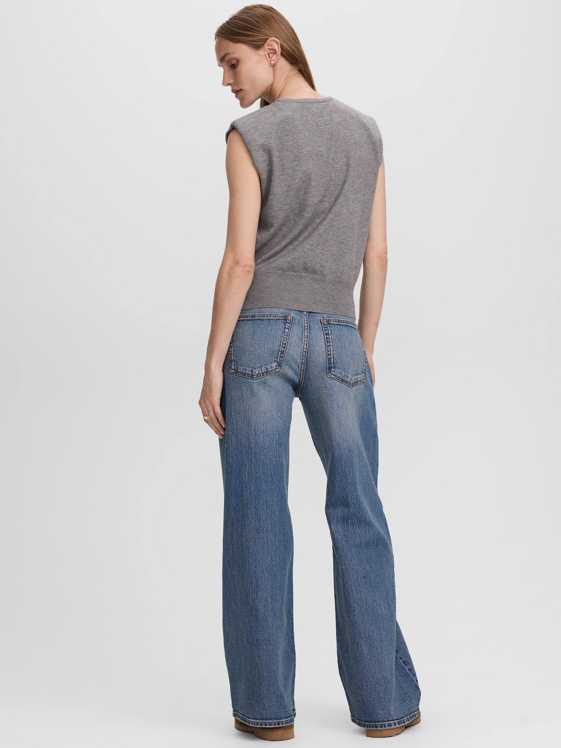 Sleeveless Crew-Neck Sweater Vest