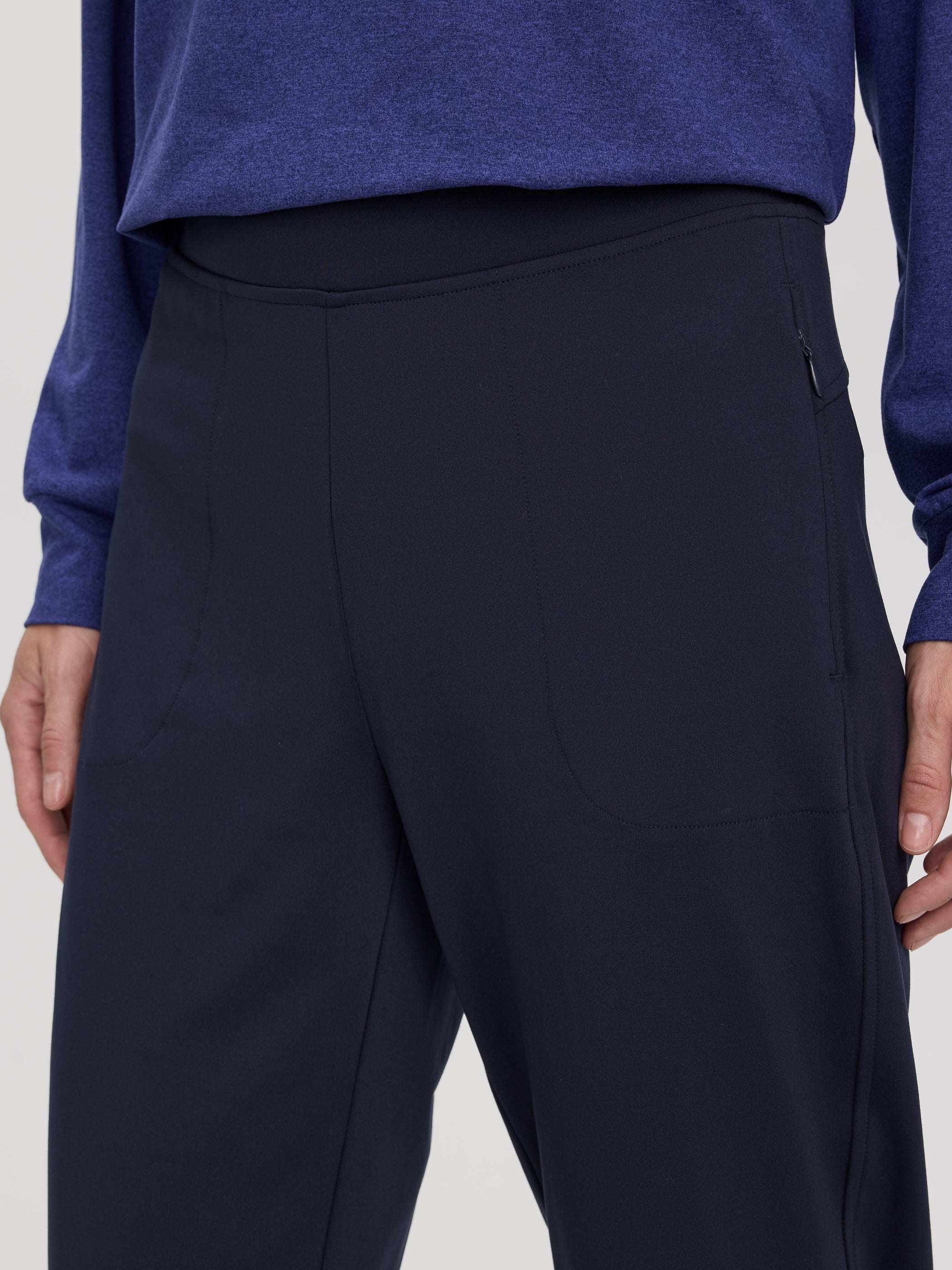 Slim-Leg Pant - PULSE (R) Hyba